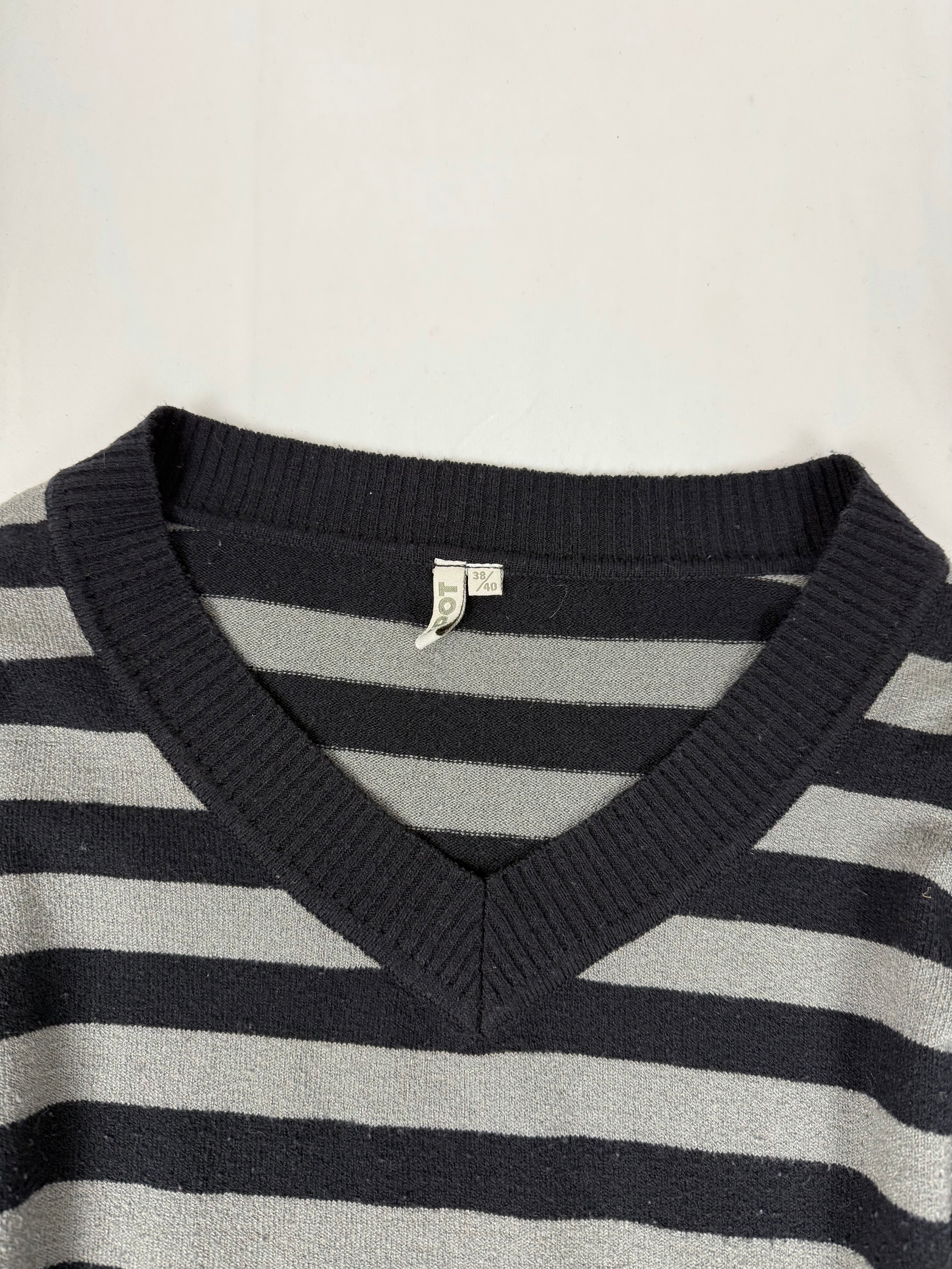 Black striped V neck jumper (M/L)