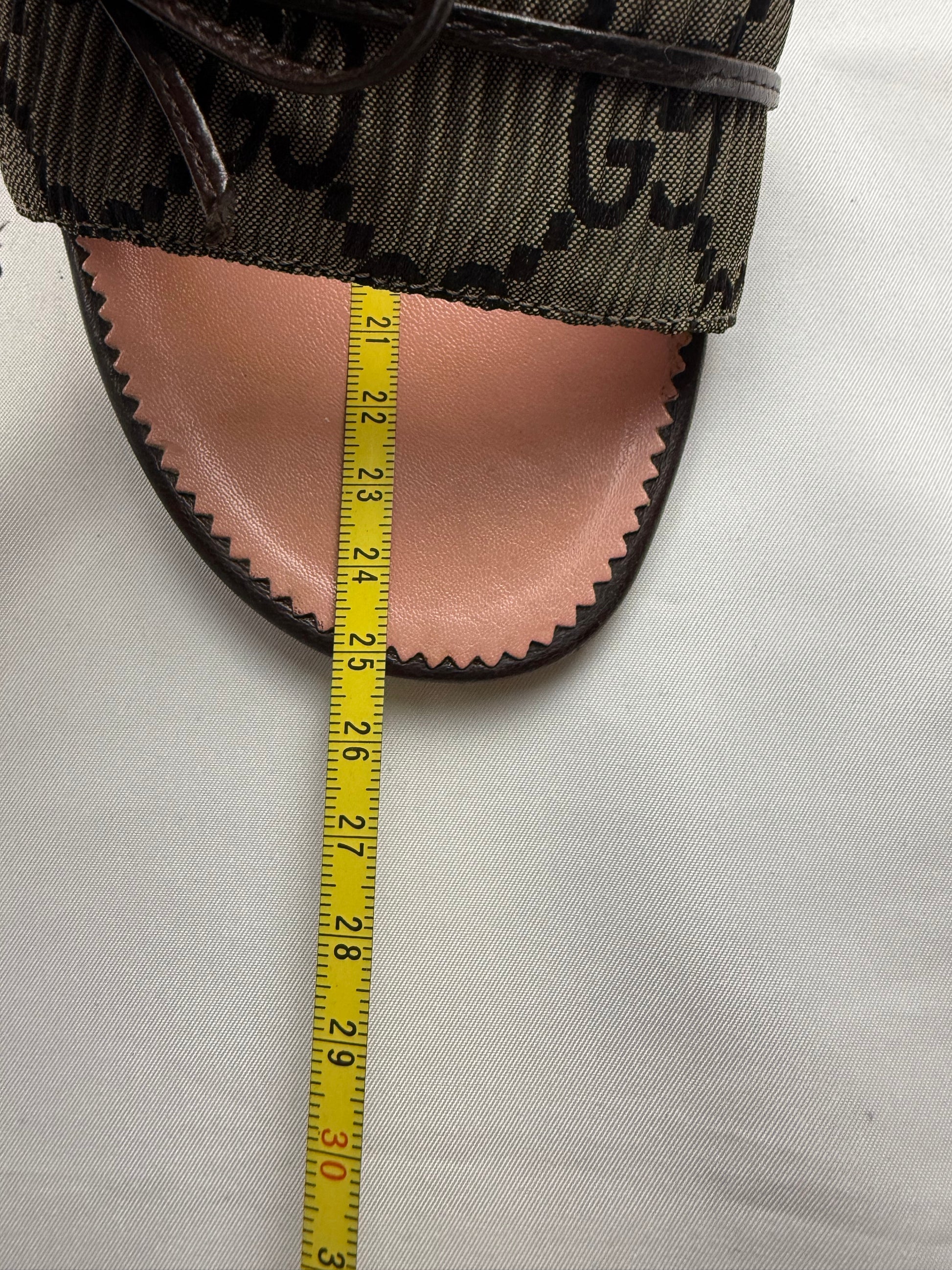 Brown monogram kitten heels mules (37.5)