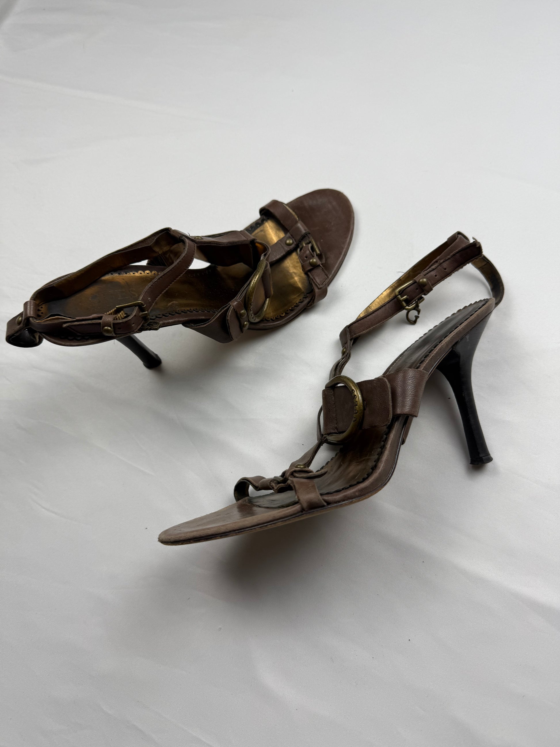 Brown & gold real leather kitten heels (38)