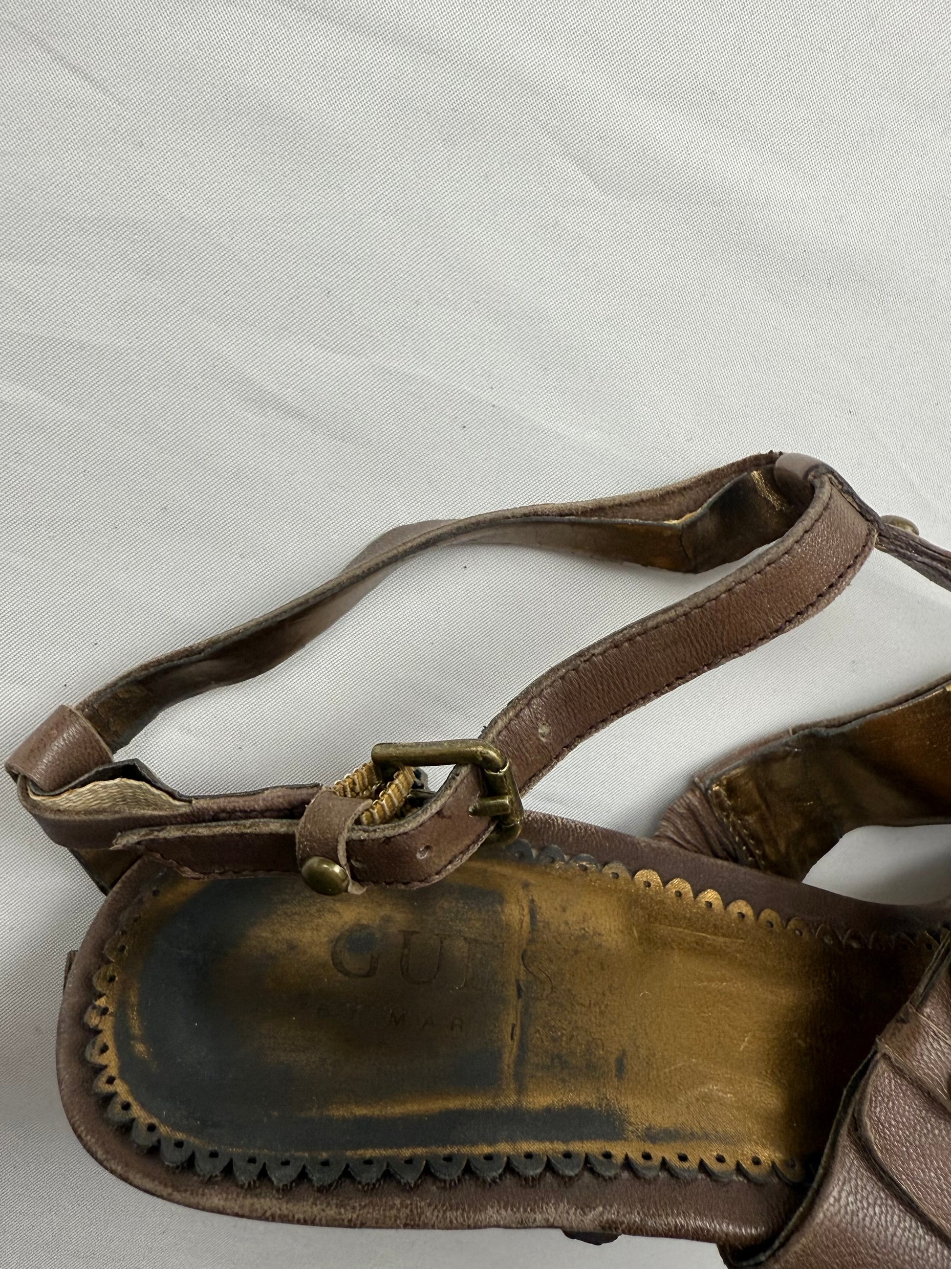 Brown & gold real leather kitten heels (38)