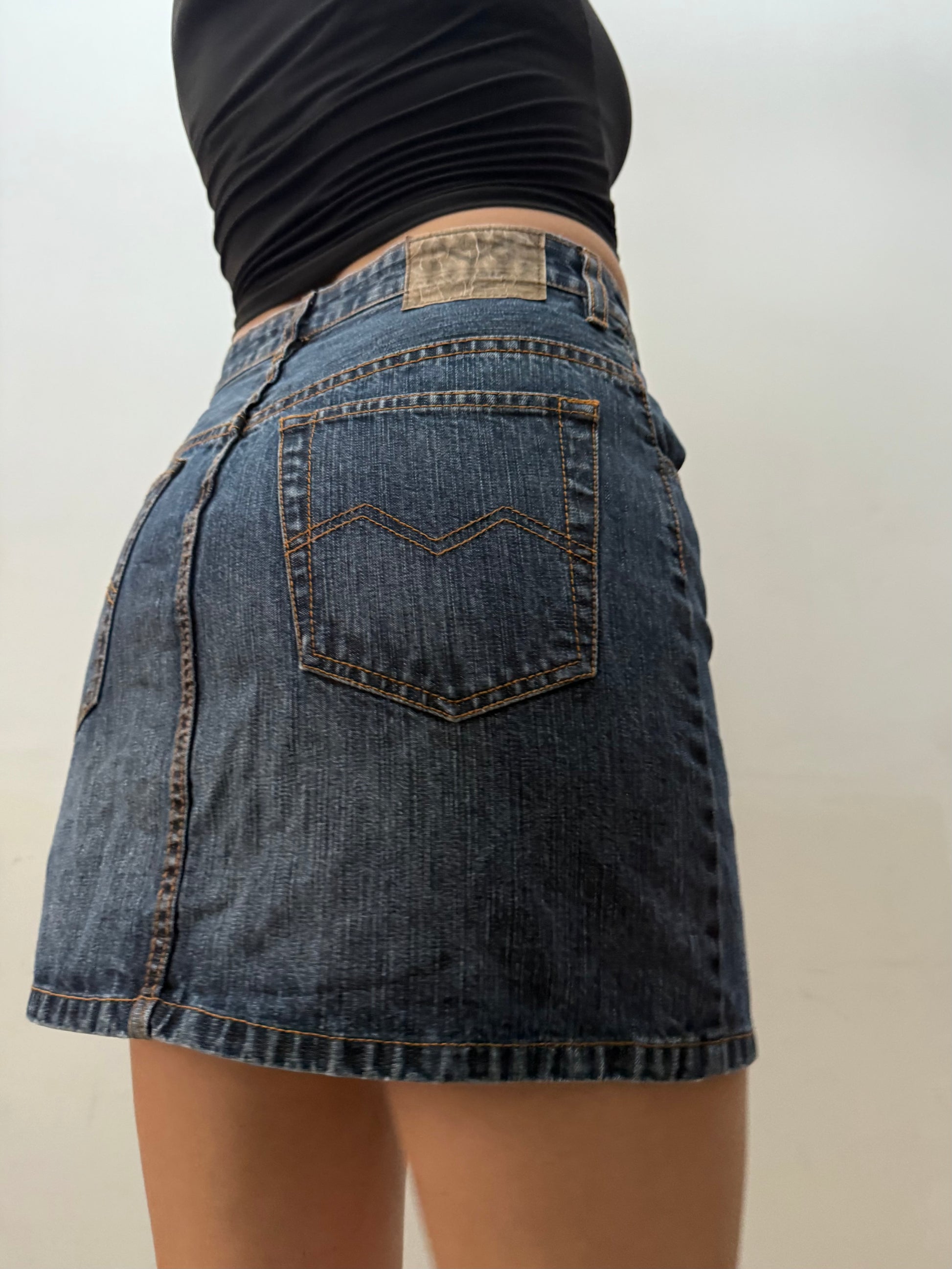 Blue mid rise zip up denim mini skirt (M)