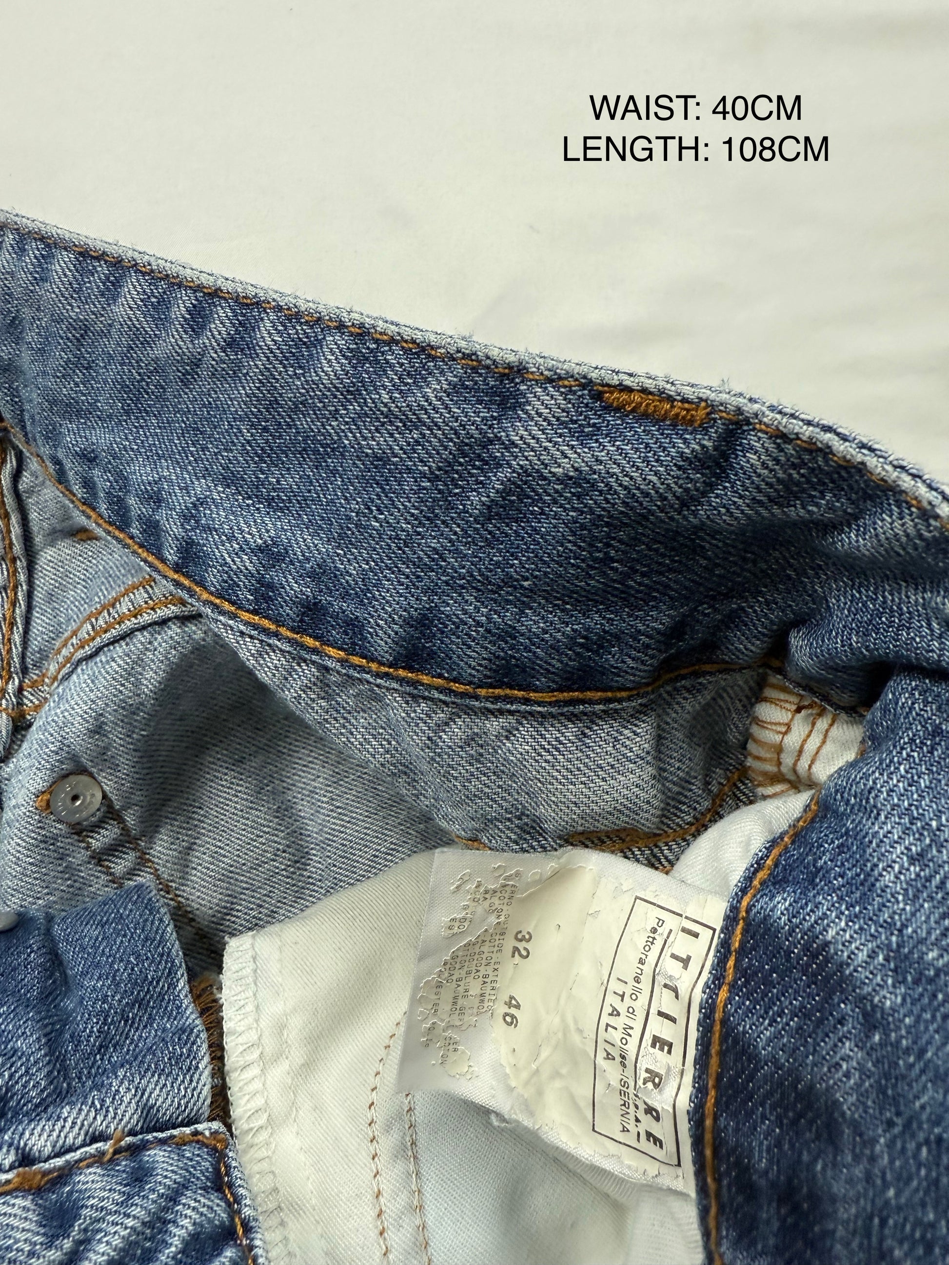 Blue denim low rise baggy pants (M)