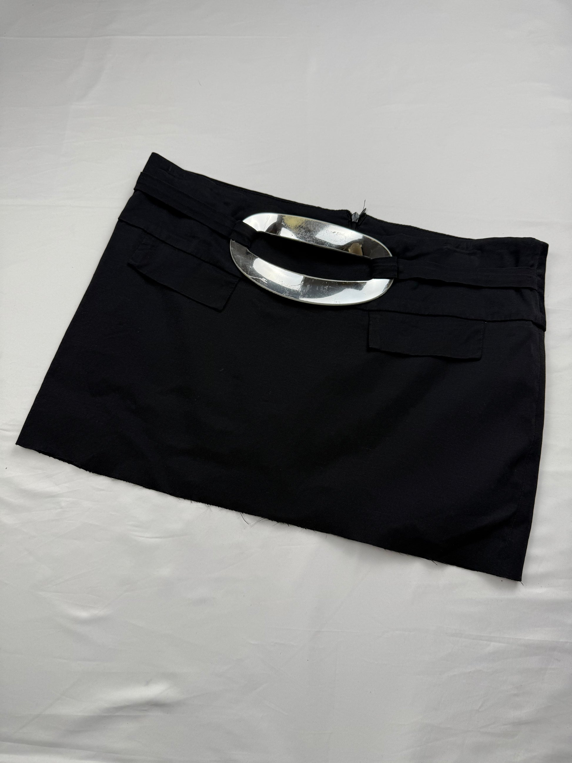 Black buckle belt mini skirt (XL)
