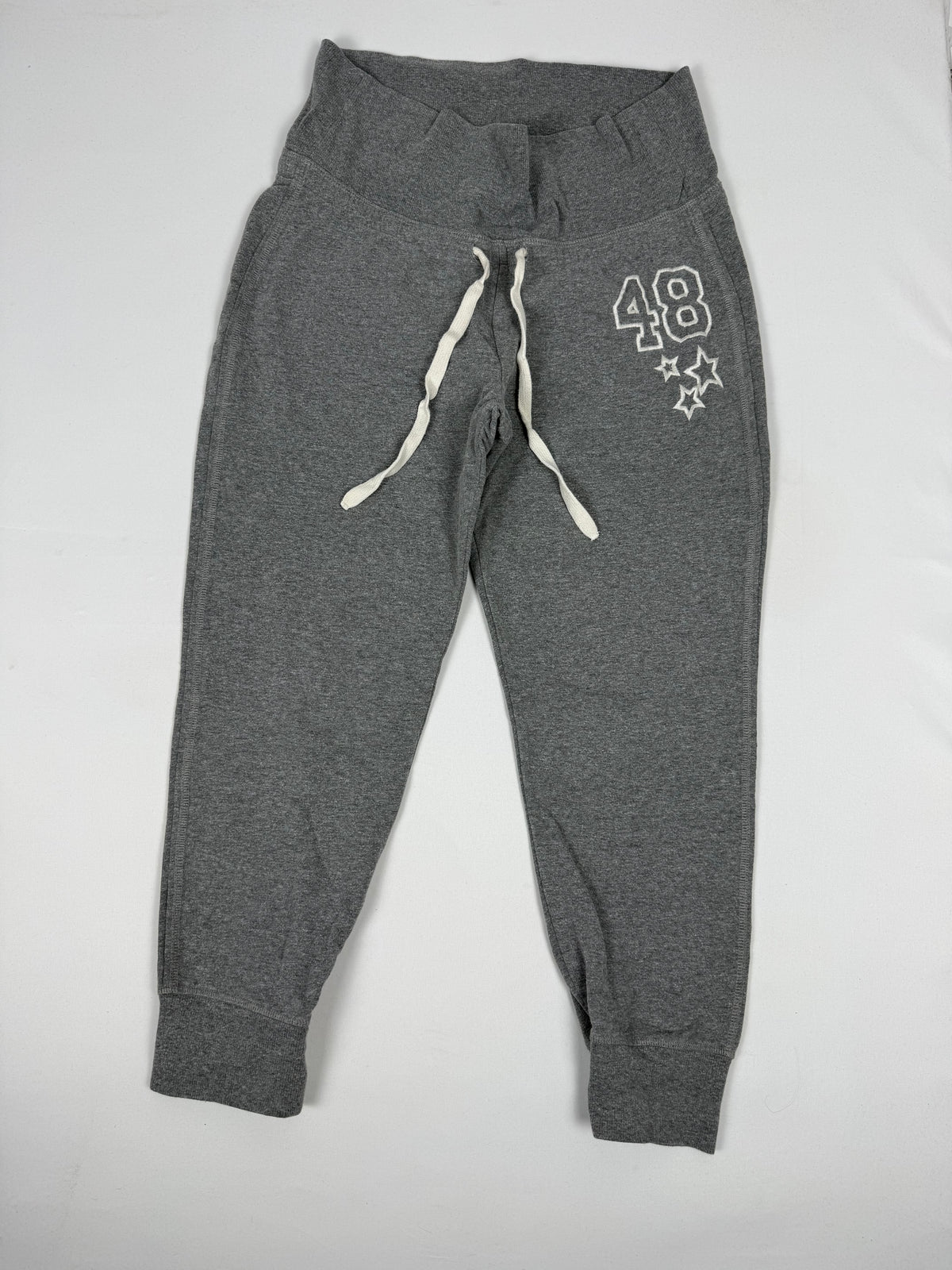 Grey ultra low rise capri pants (M)