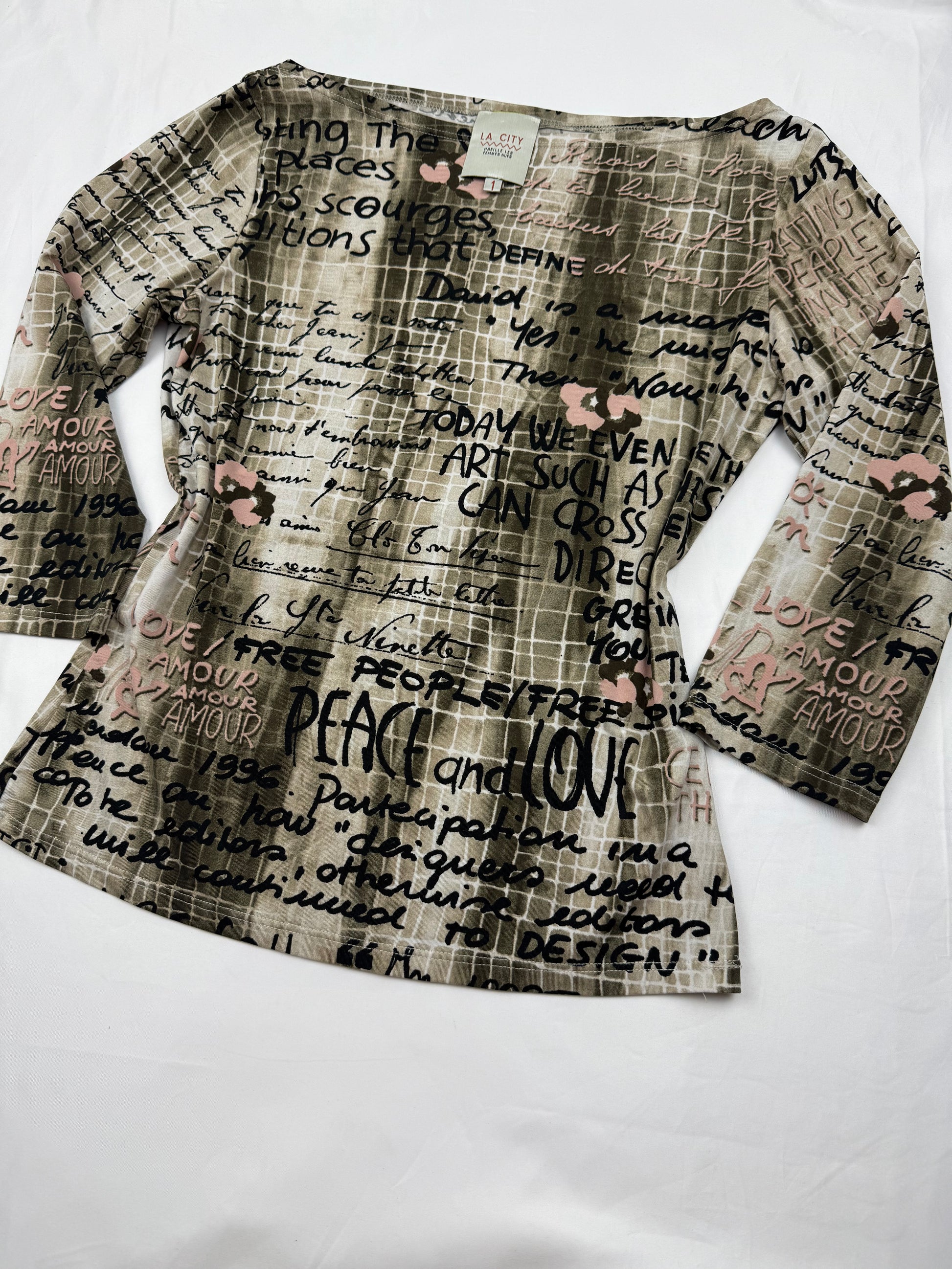 Khaki graphic long sleeves top (S/M)