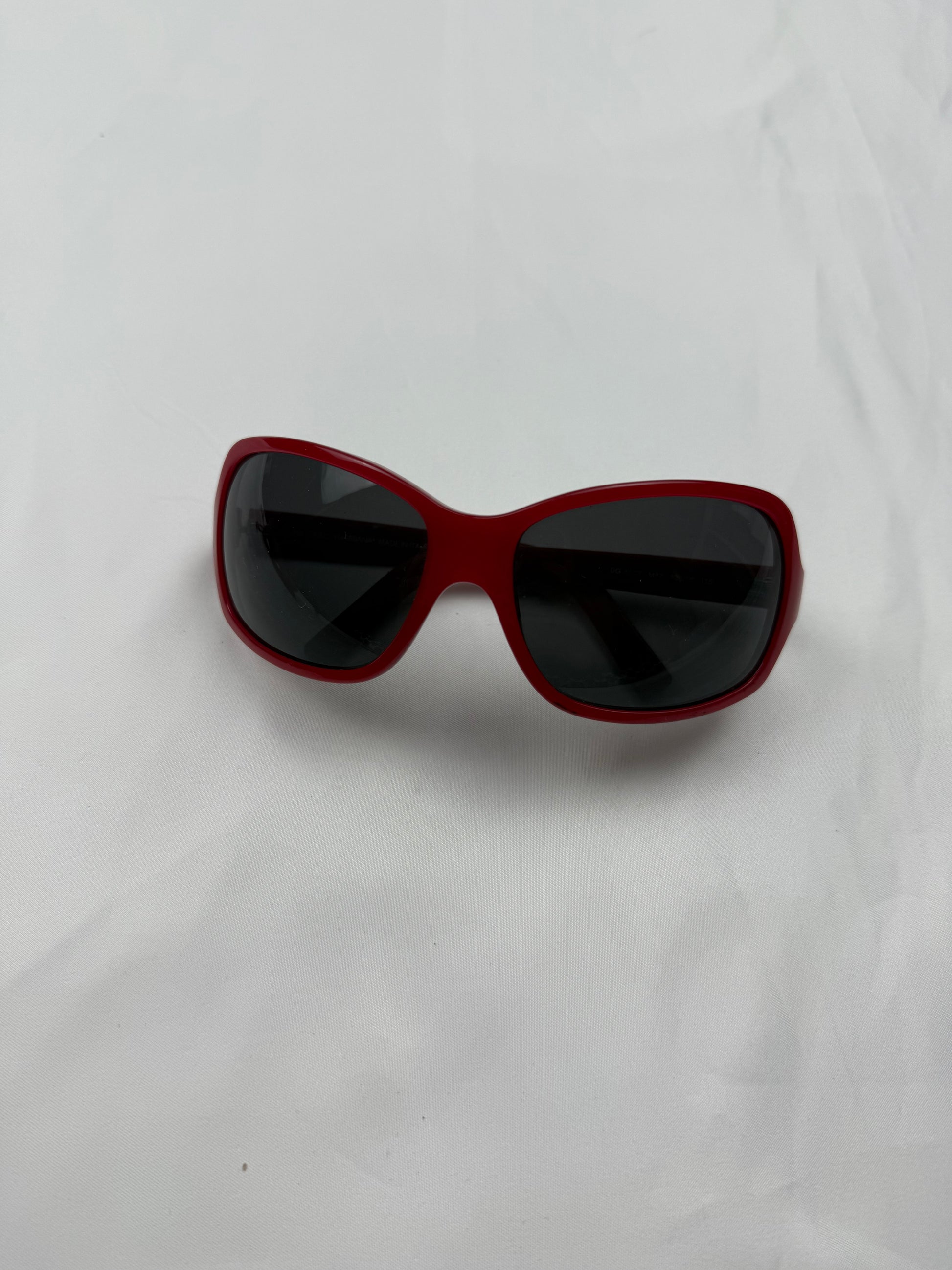 Red 2000s logo sunglasses