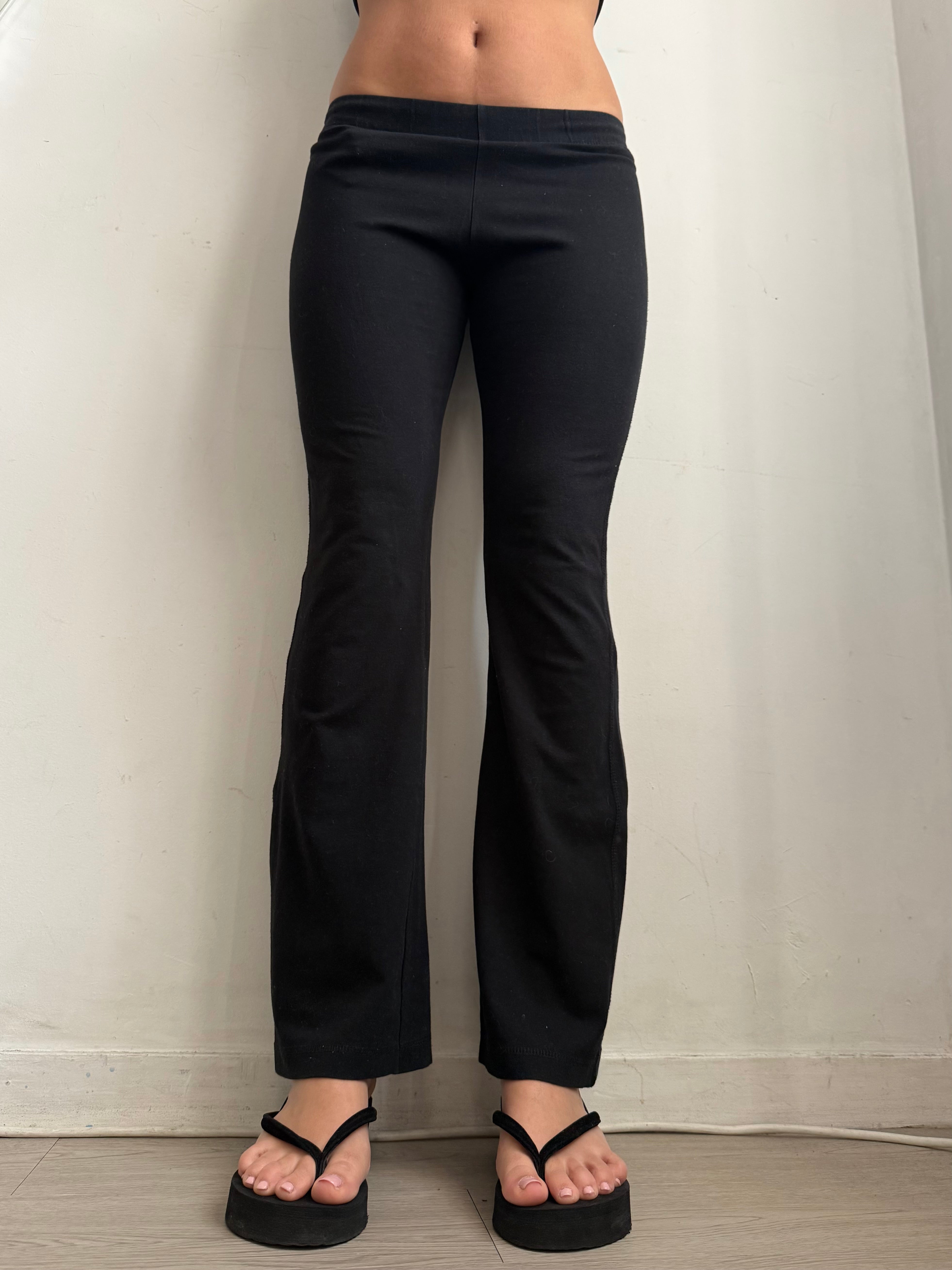 Pantalon droit taille basse en jean noir (XS)