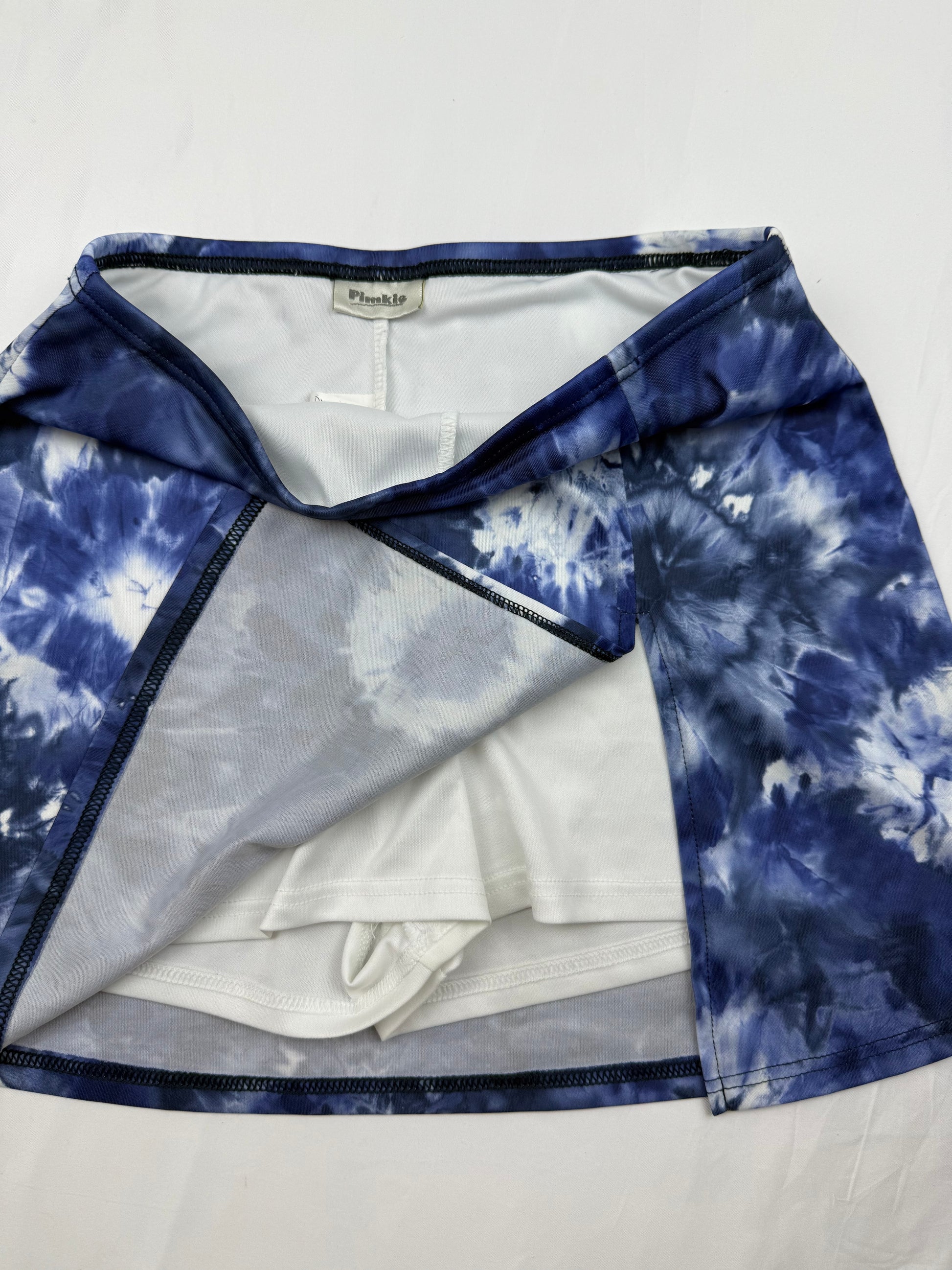 Blue graphic low rise mini skort (S)