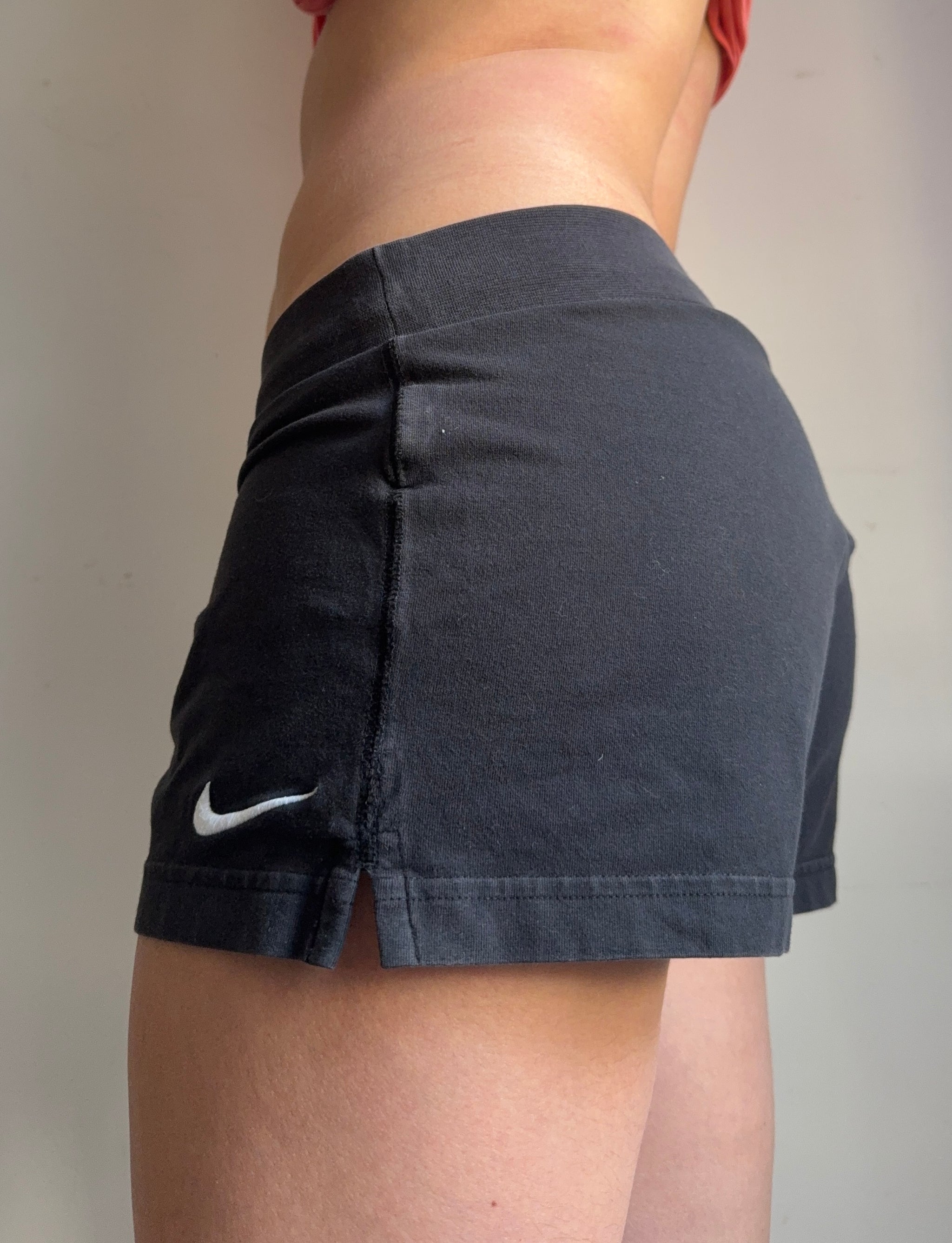 Black activewear mini short (M)