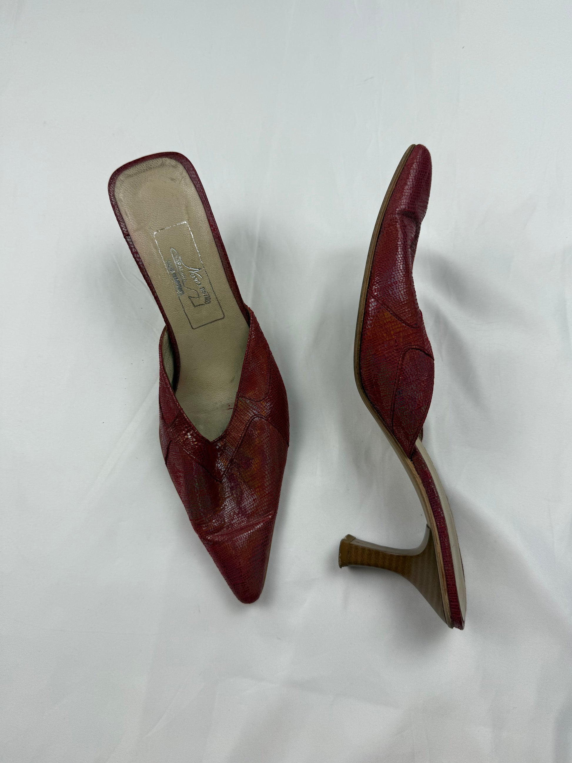 Red pointed toes kitten heels mules (39)