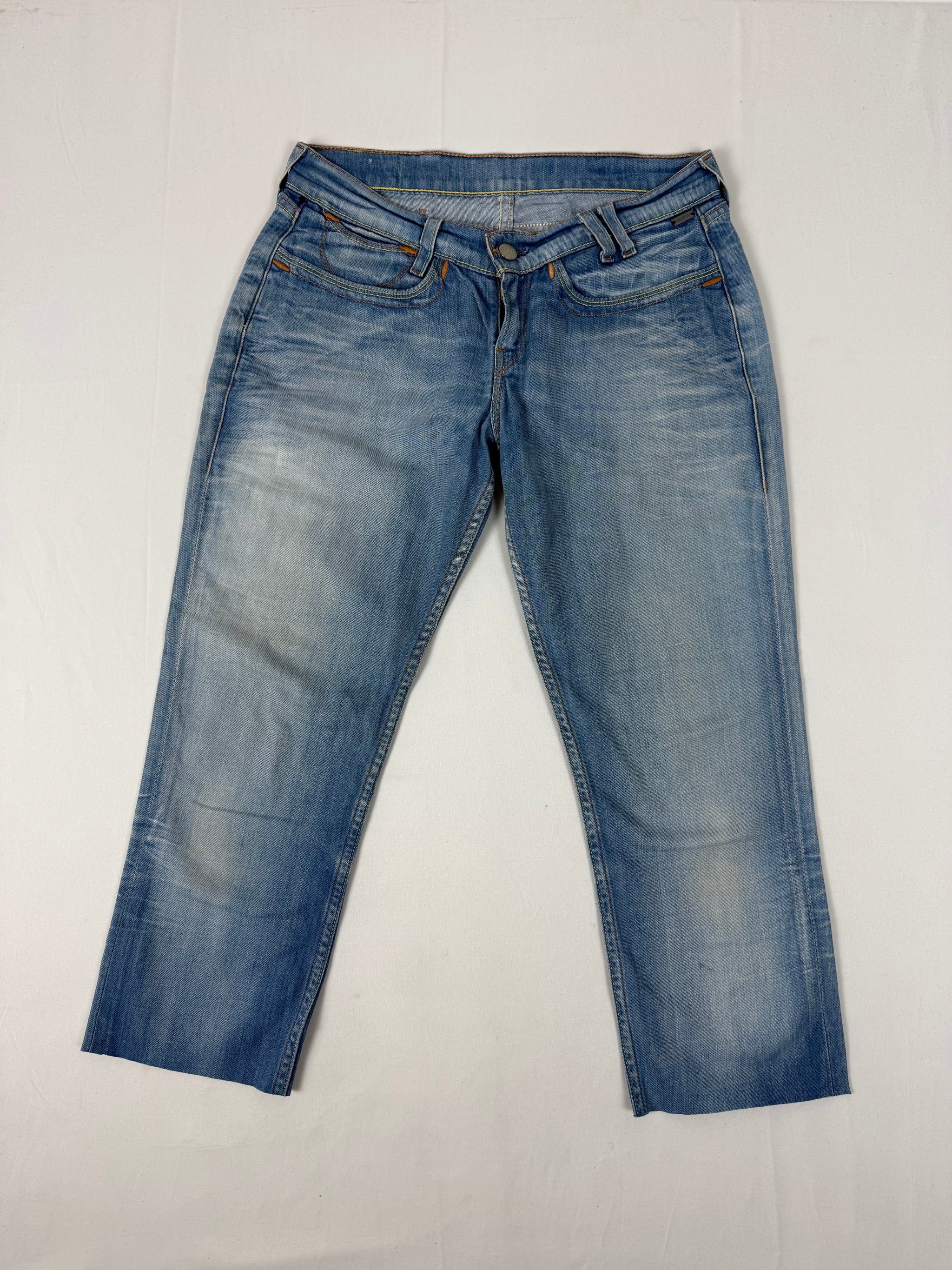 Blue denim low rise capri pants (S)