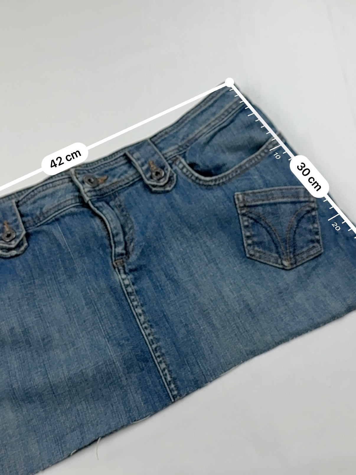 Blue denim low rise mini skirt (L)