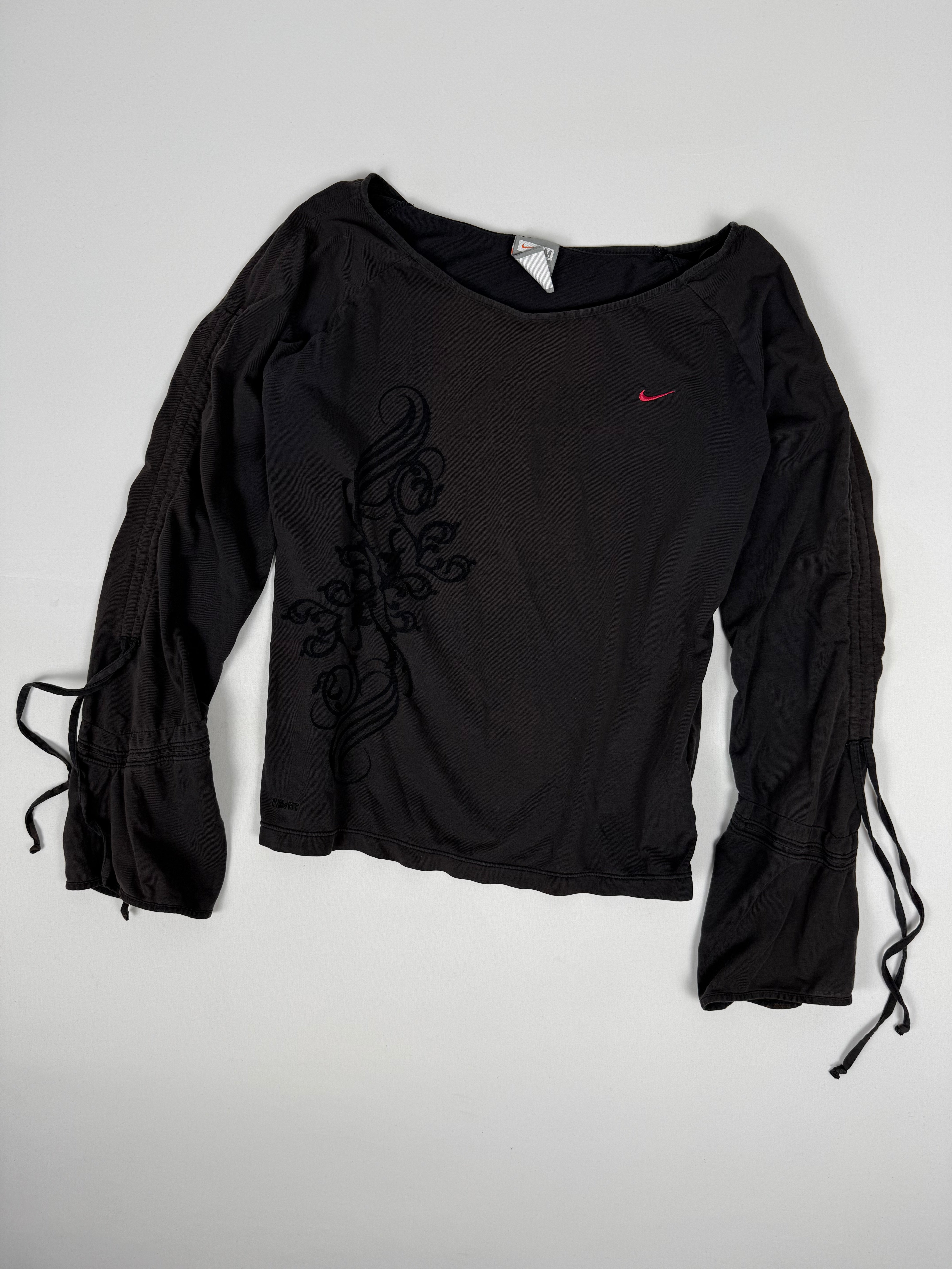 Haut à manches longues à rayures noires avec capuche (XS)