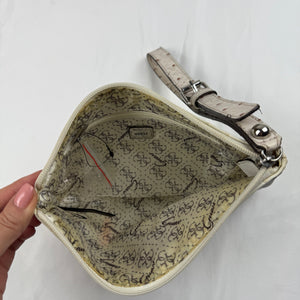 Cream pochette wristlet bag (23x14cm)