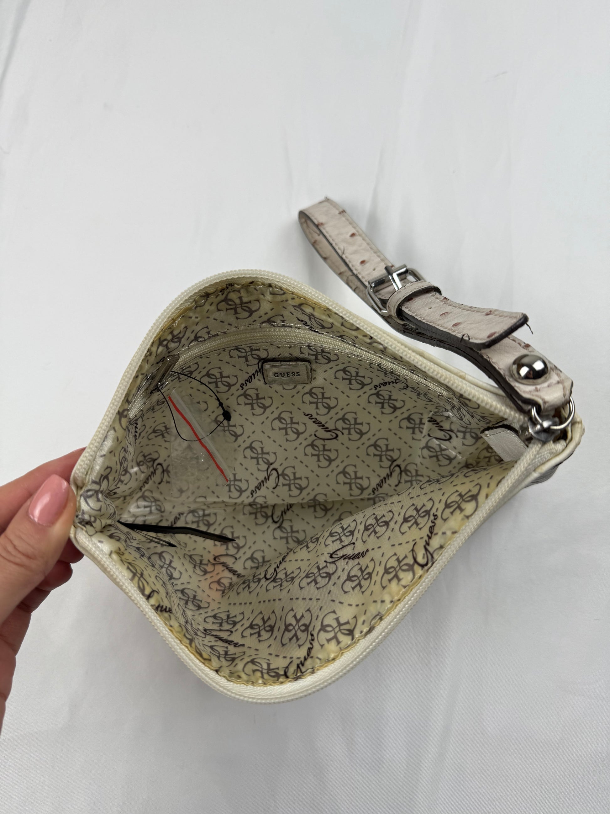 Cream pochette wristlet bag (23x14cm)