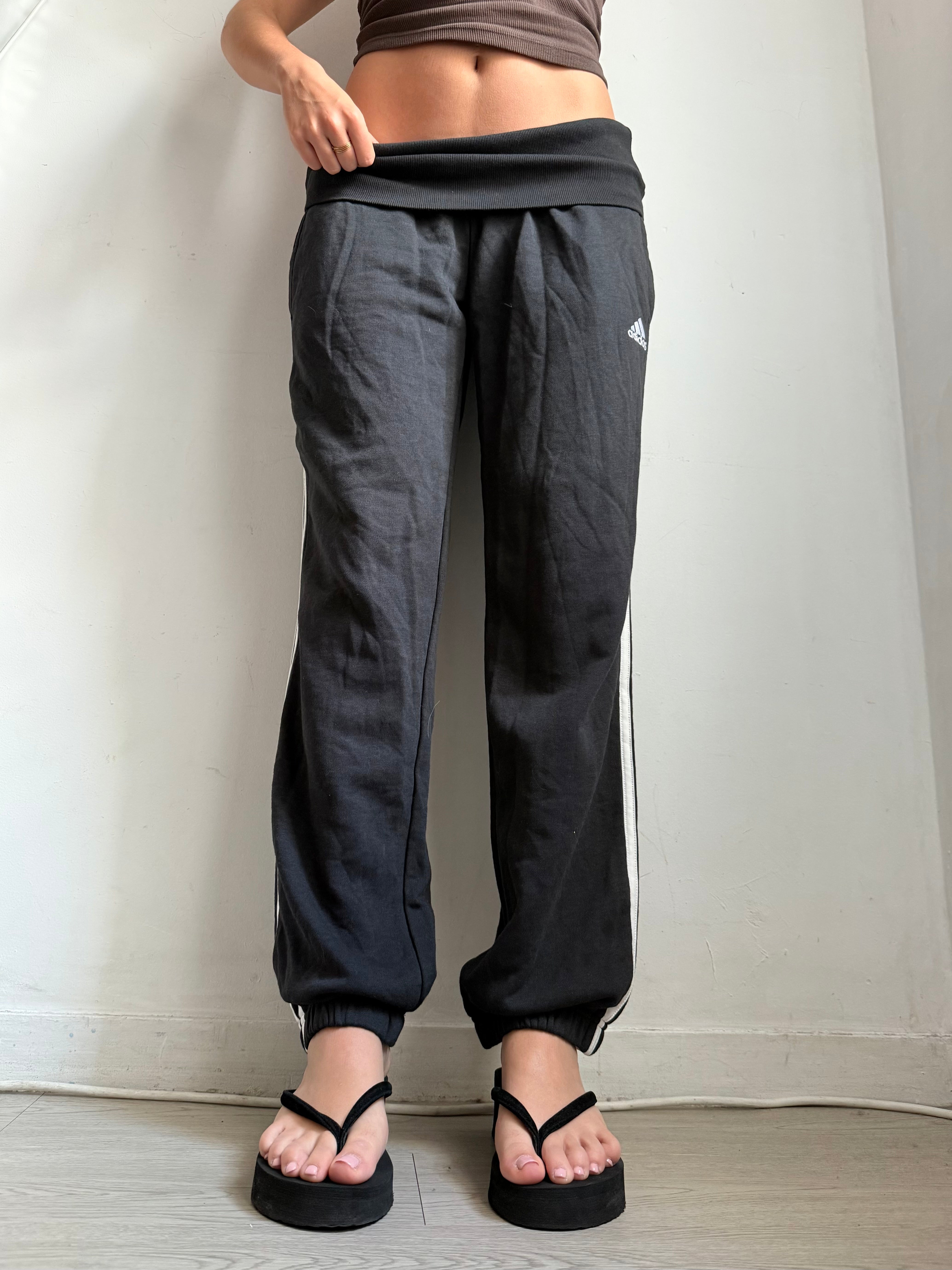 Pantalon droit taille basse en jean noir (XS)