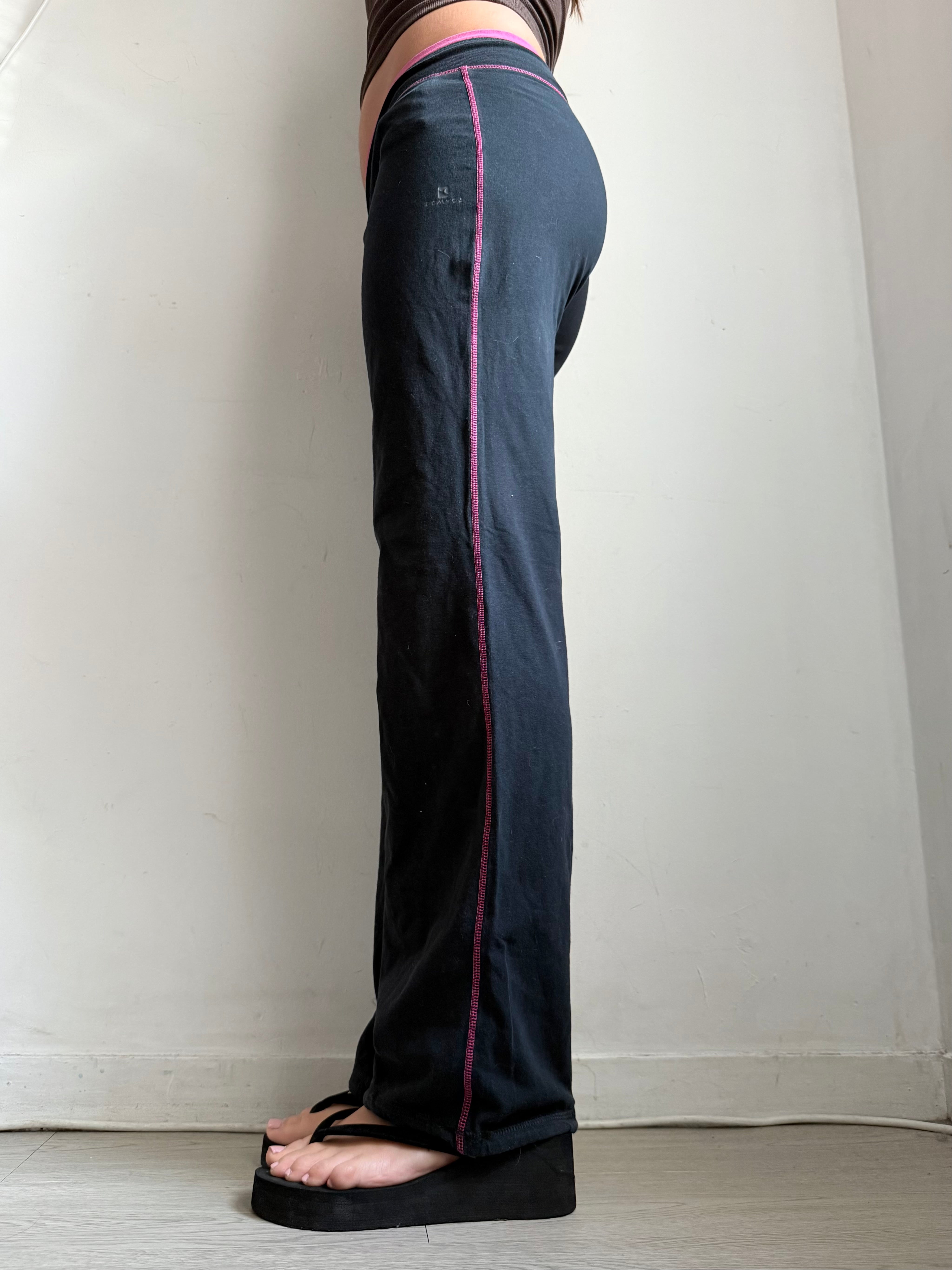 Pantalon droit taille basse en jean noir (XS)