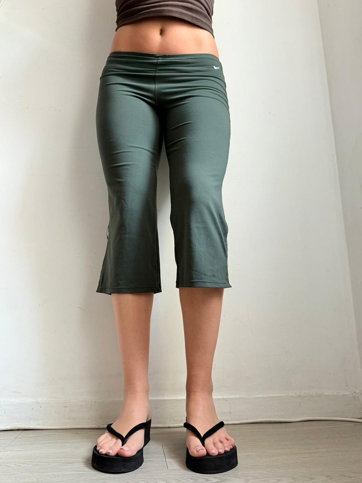 Khaki capri leggings pants (S)