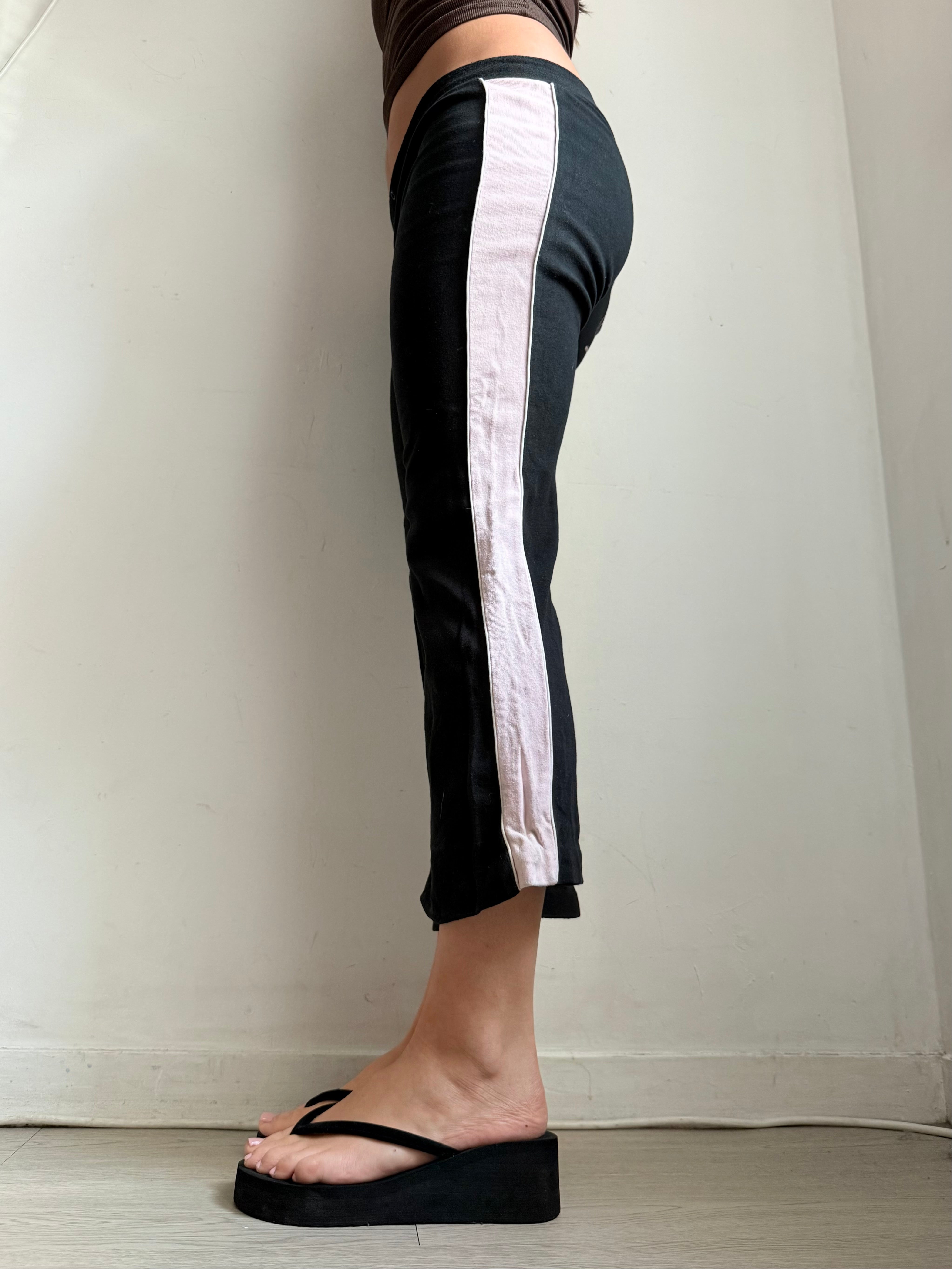 Black & pink low rise joggers pants (XS)