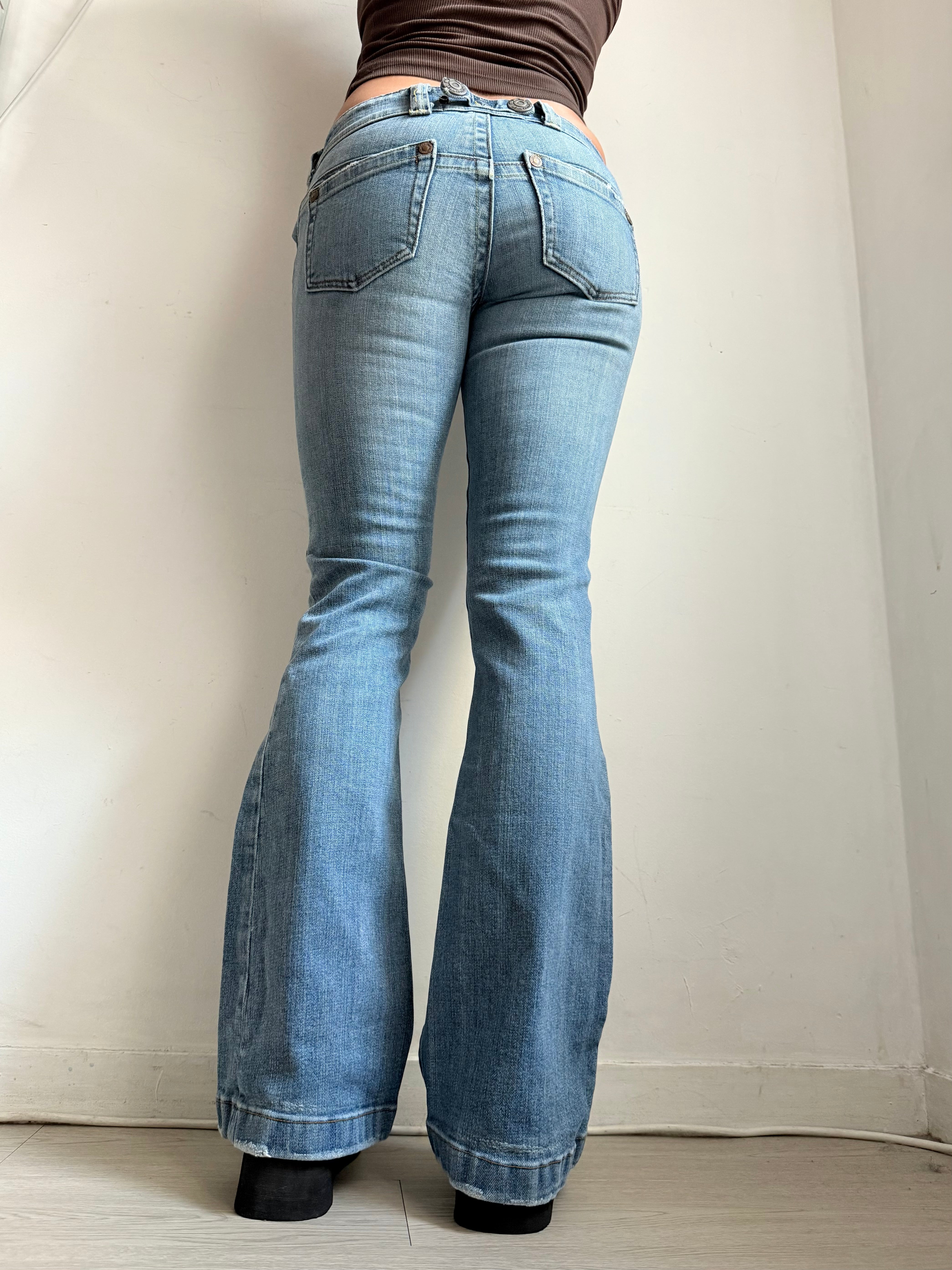 Blue denim low rise flare pants (S)