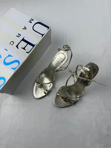 Gold butterfly charms heels (36)