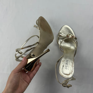 Gold butterfly charms heels (36)