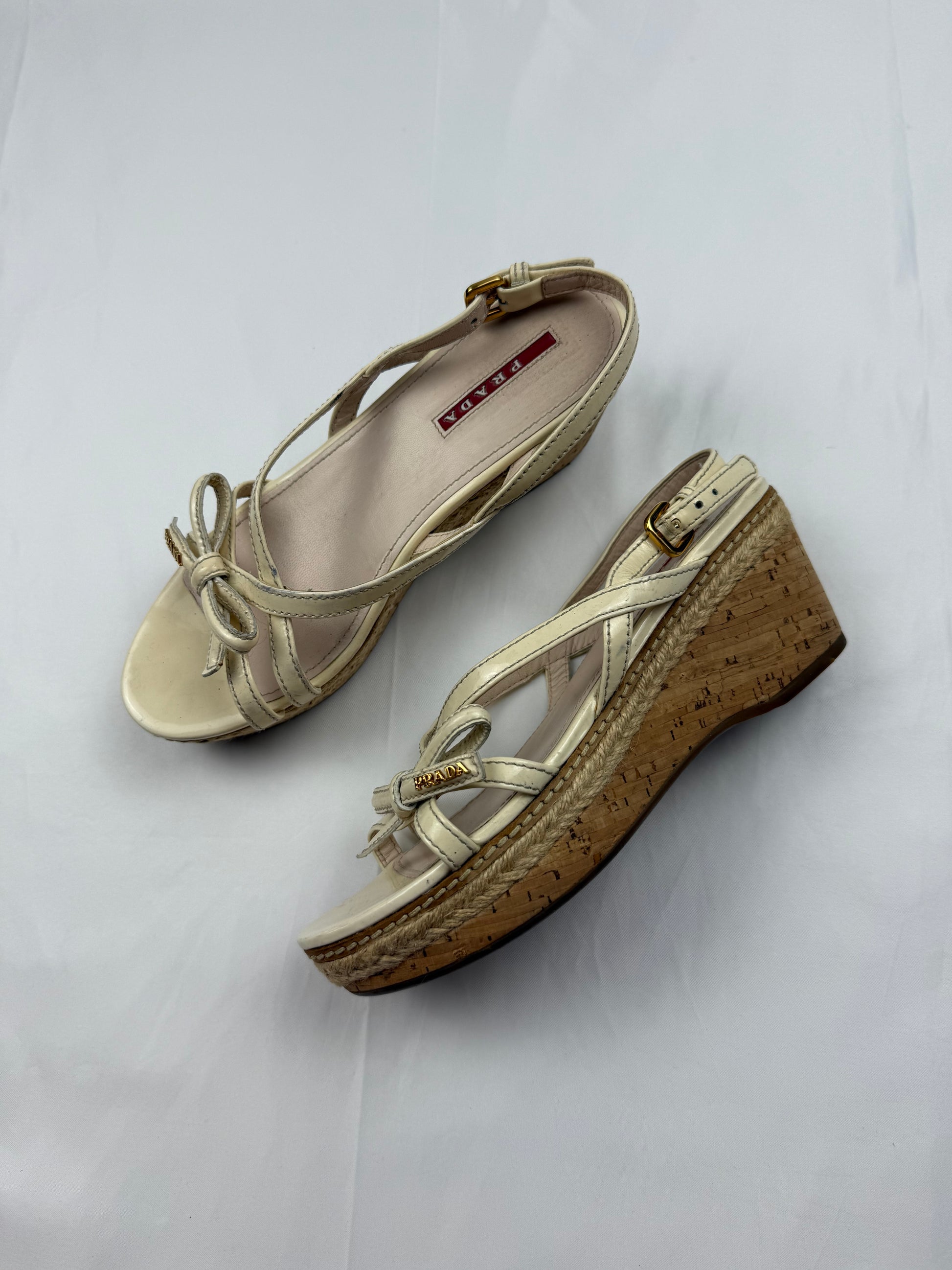 Beige real leather wedge heels (36)