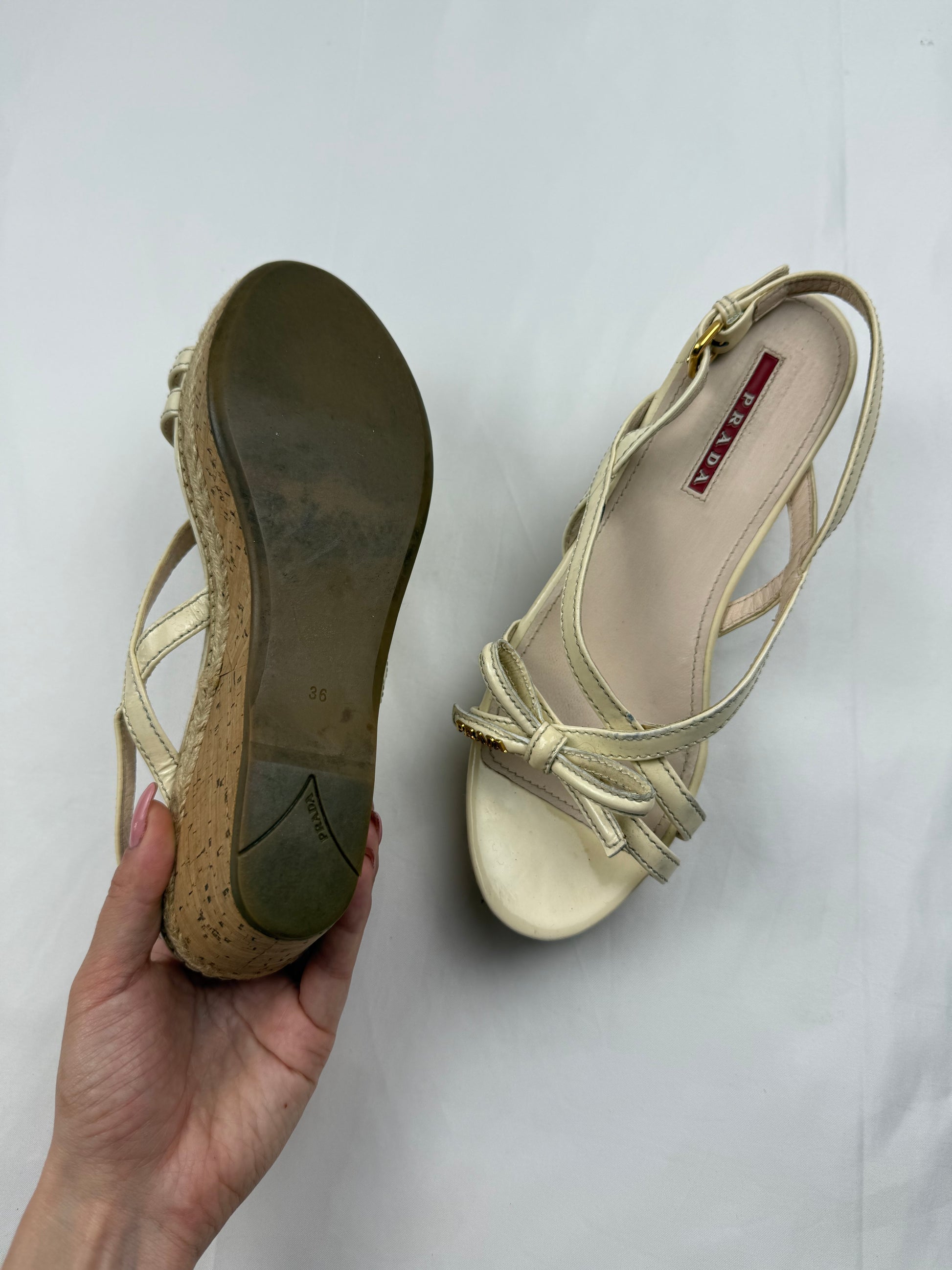 Beige real leather wedge heels (36)