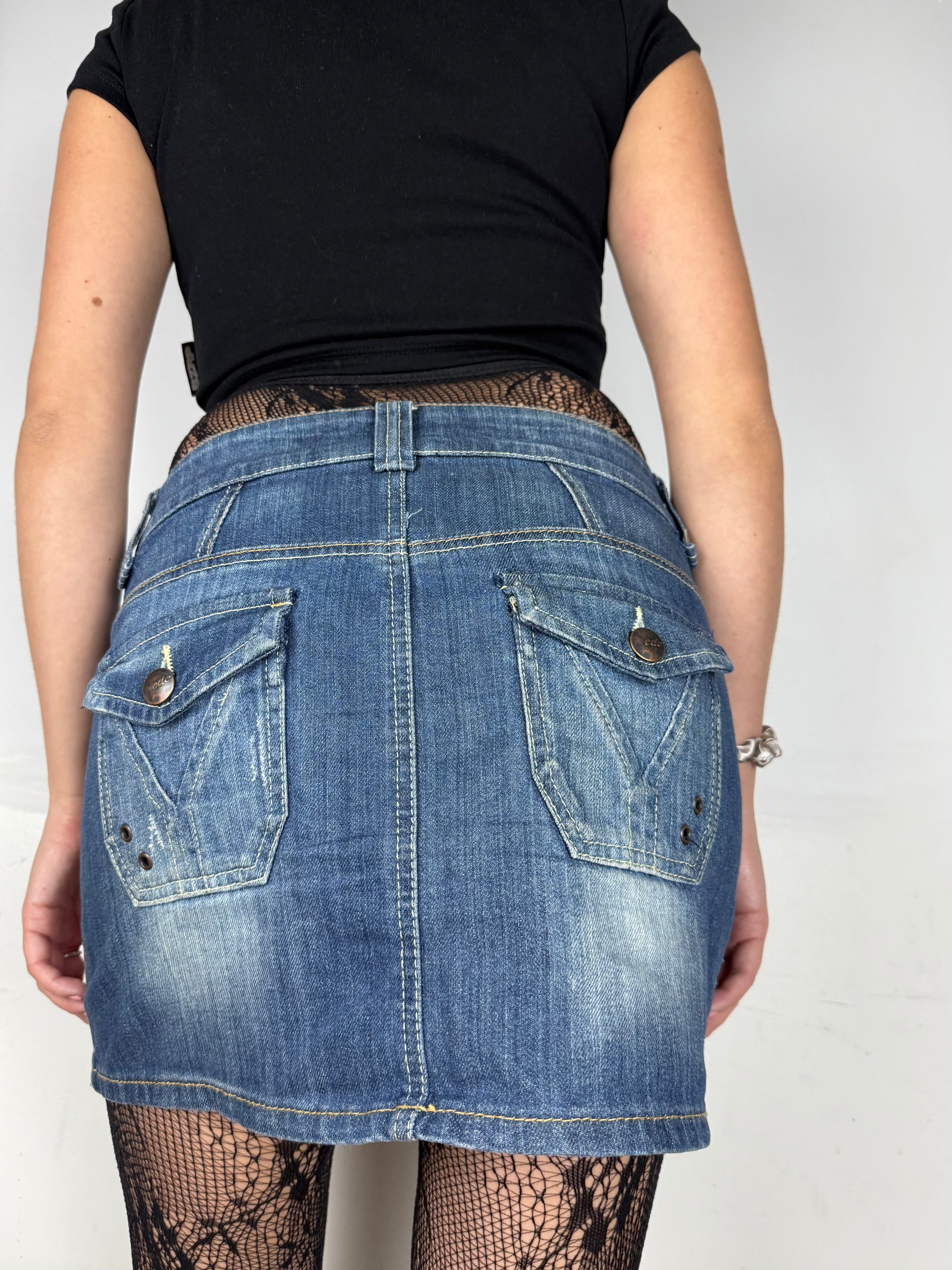 Blue denim low rise cargo mini skirt (S/M)