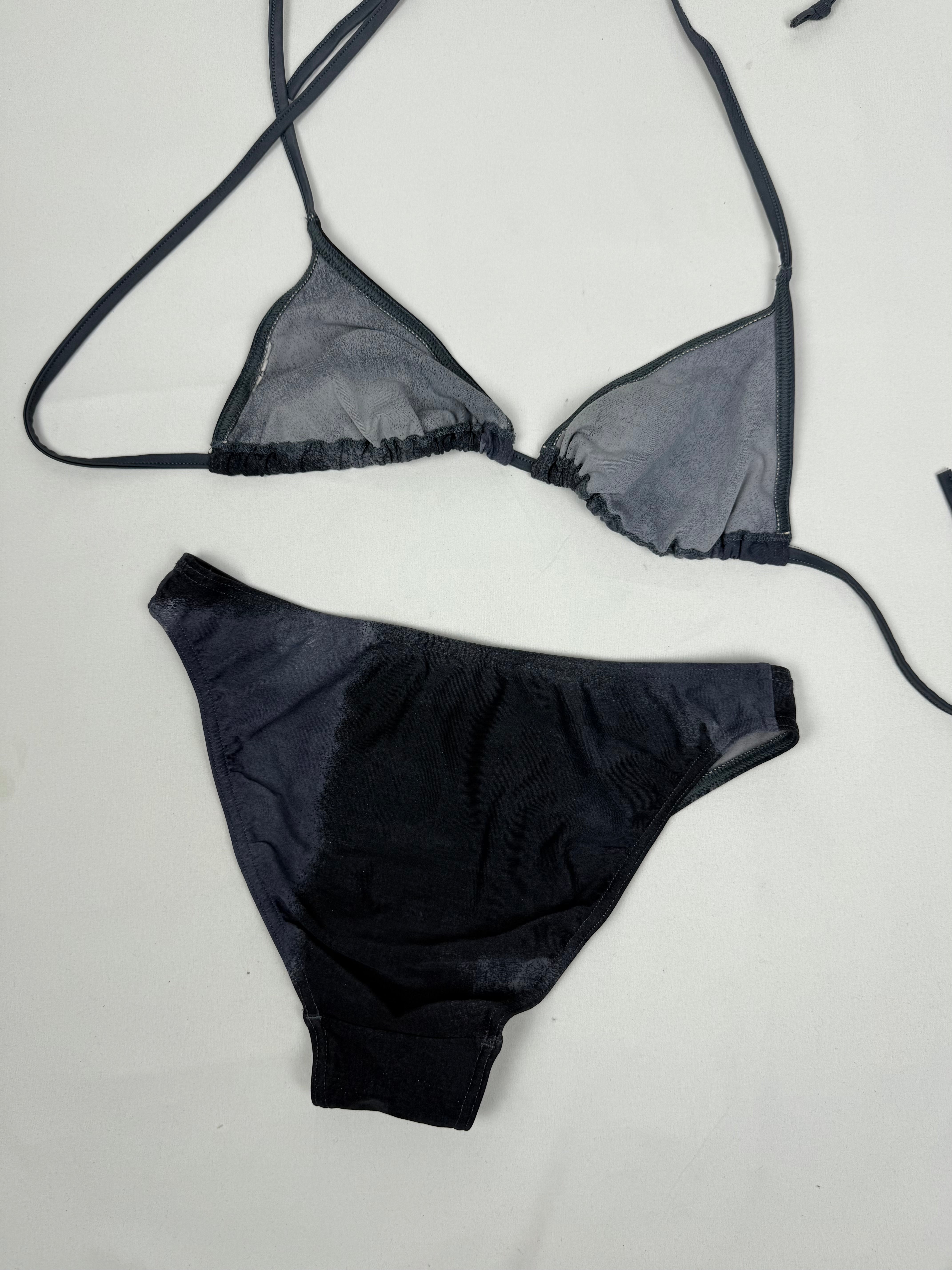 Navy graphic low rise bikini set (M)
