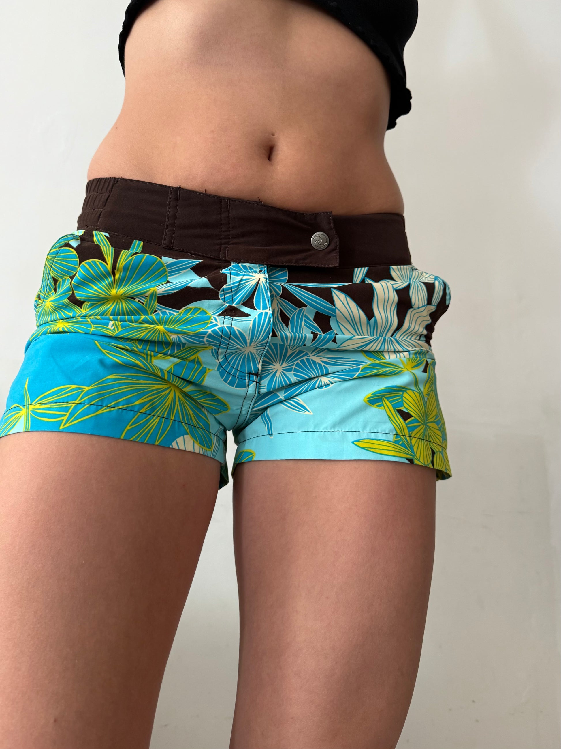Beachwear floral print low rise mini short (S)