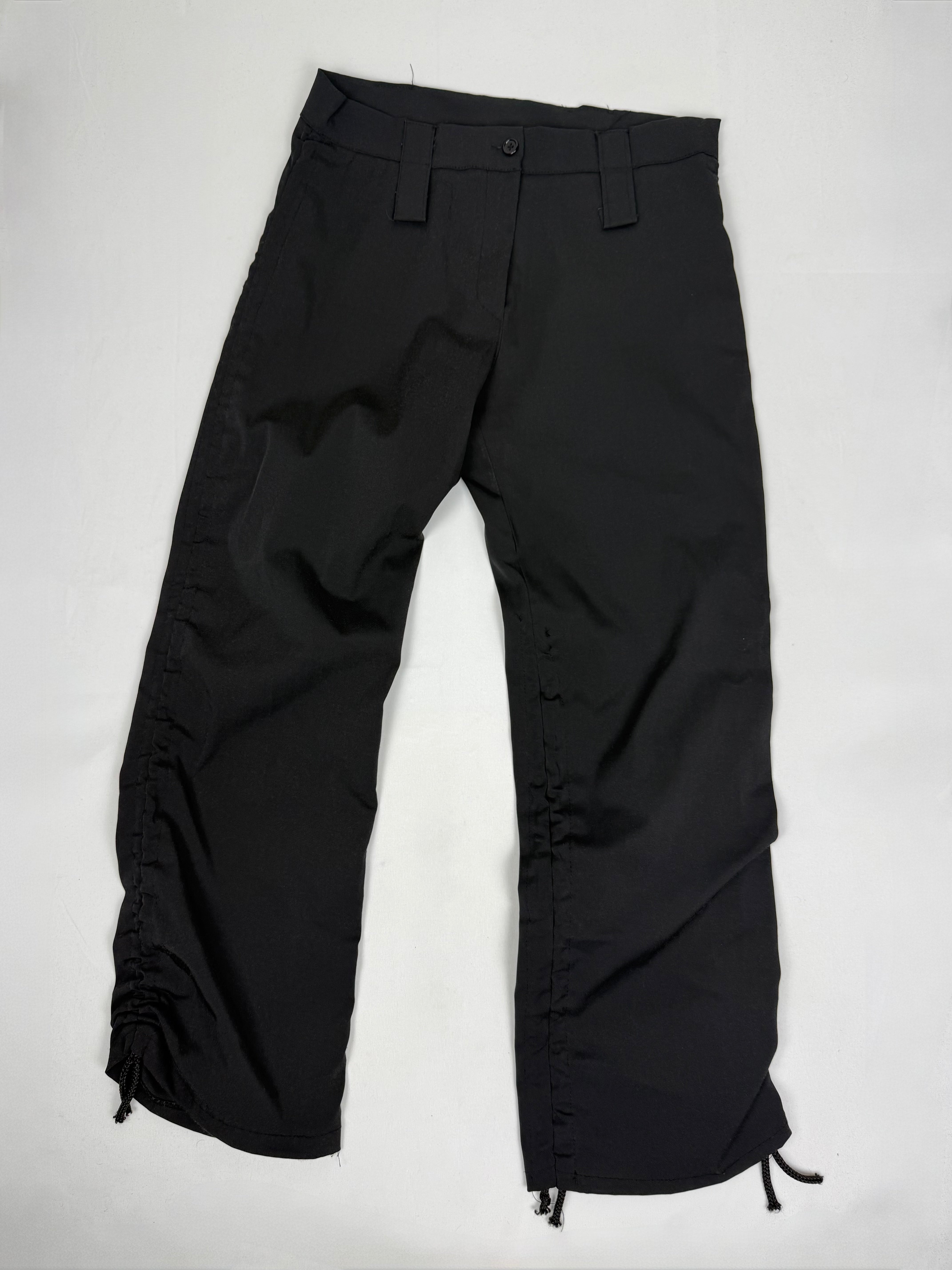 Black ruched low rise capri pants (M/L)