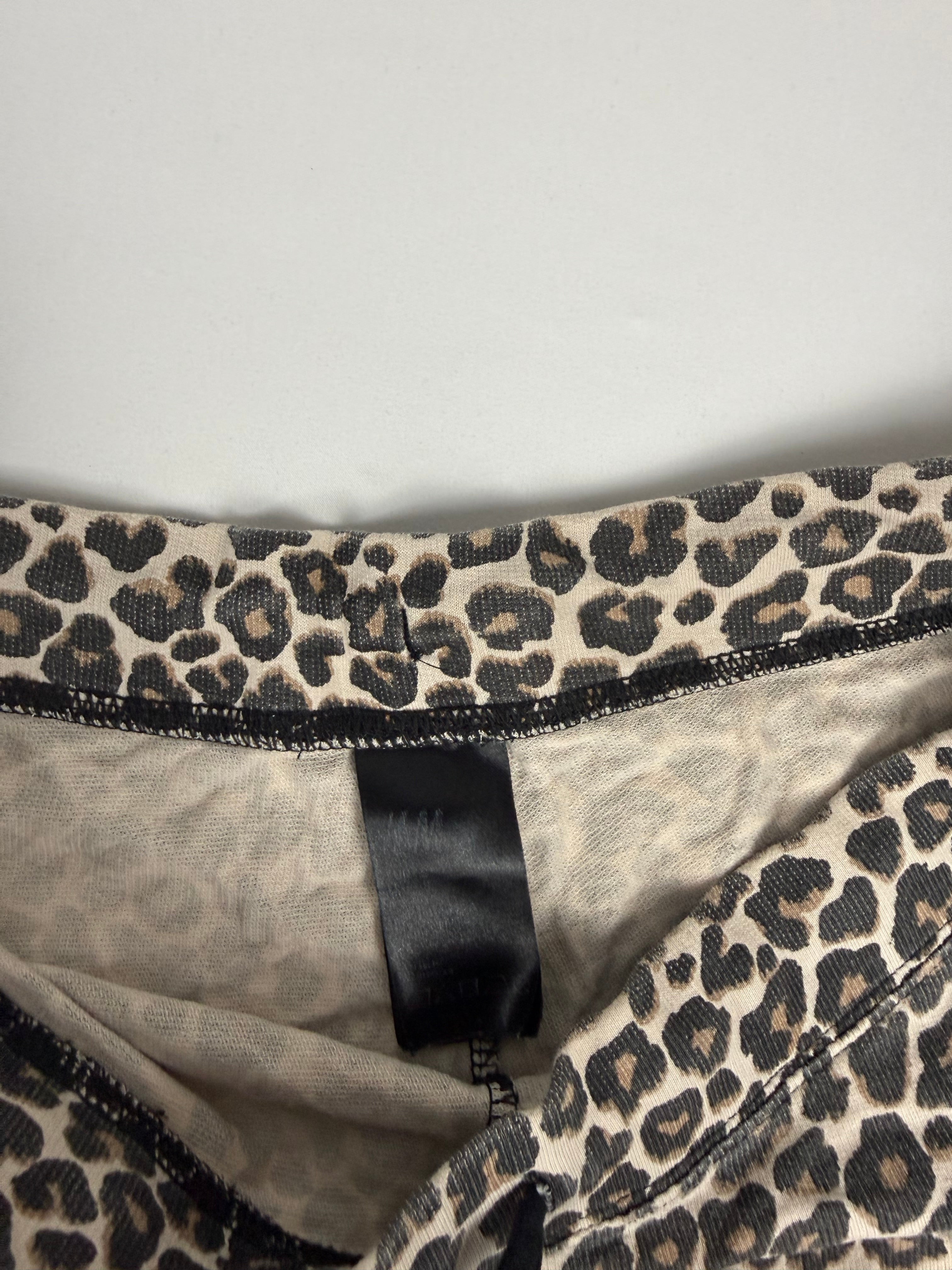 Beige animal print cotton mini short (M)