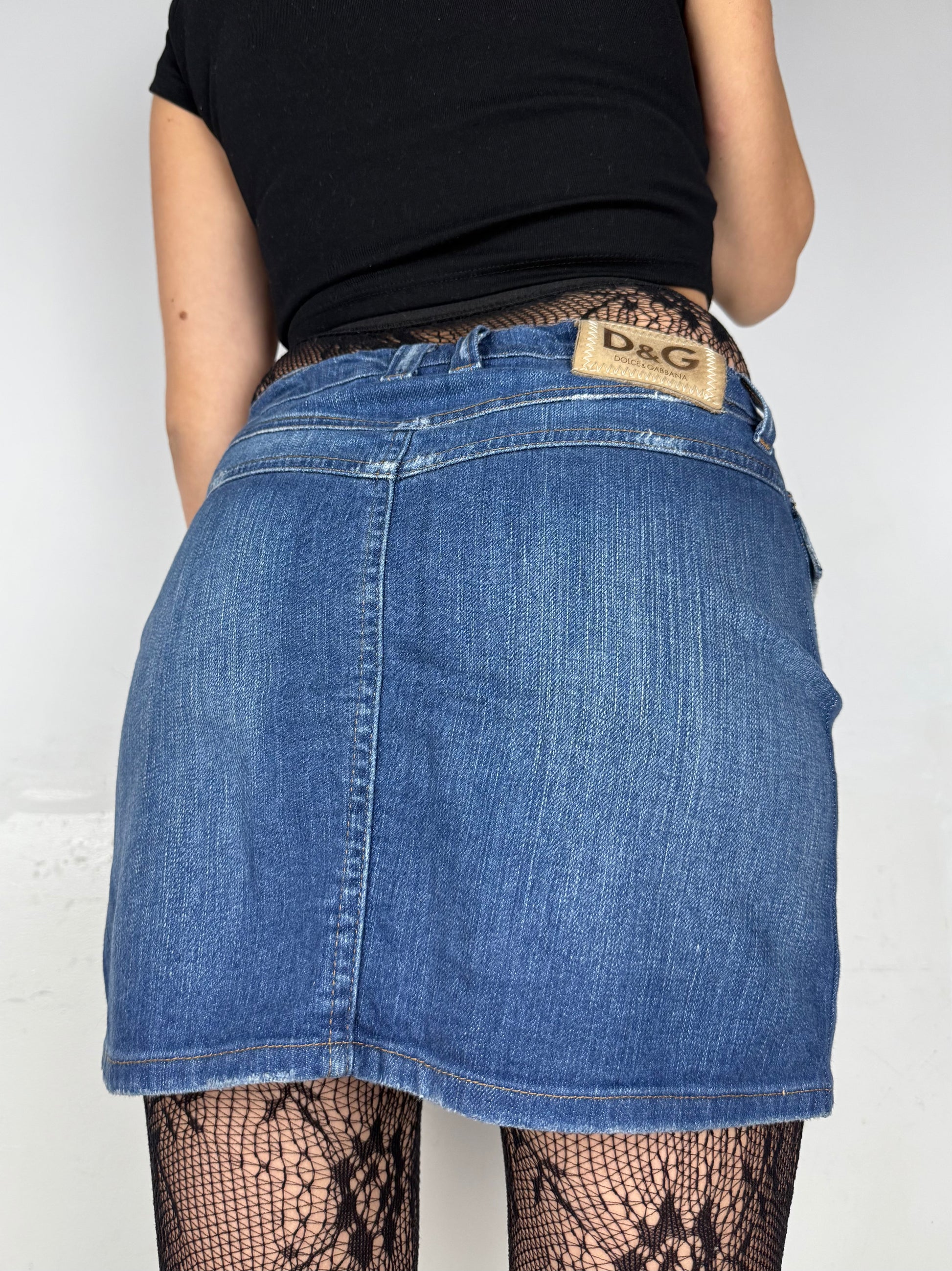 Navy blue denim low rise mini skirt (S)