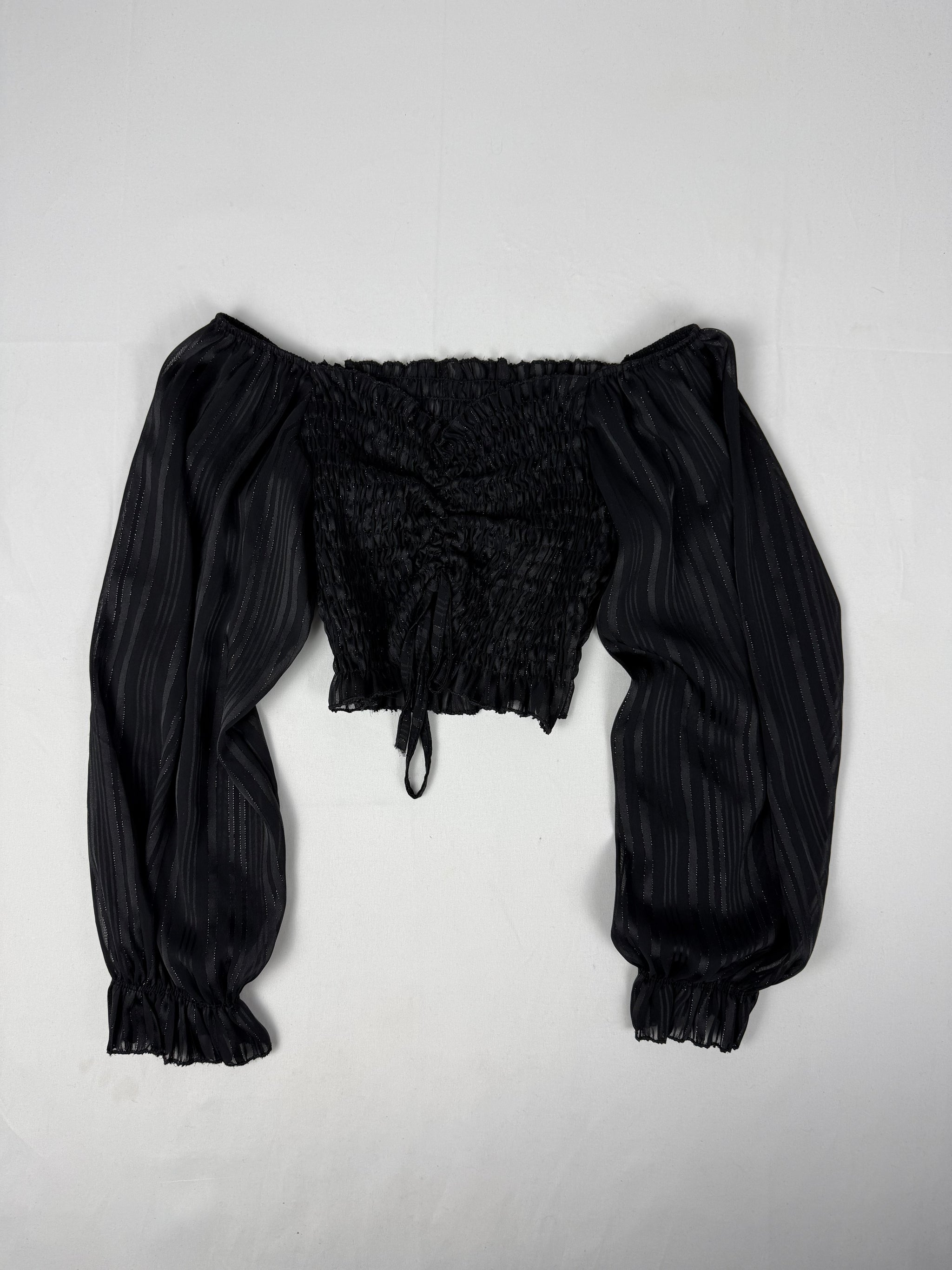 Black off shoulder long sleeves top (S/M)
