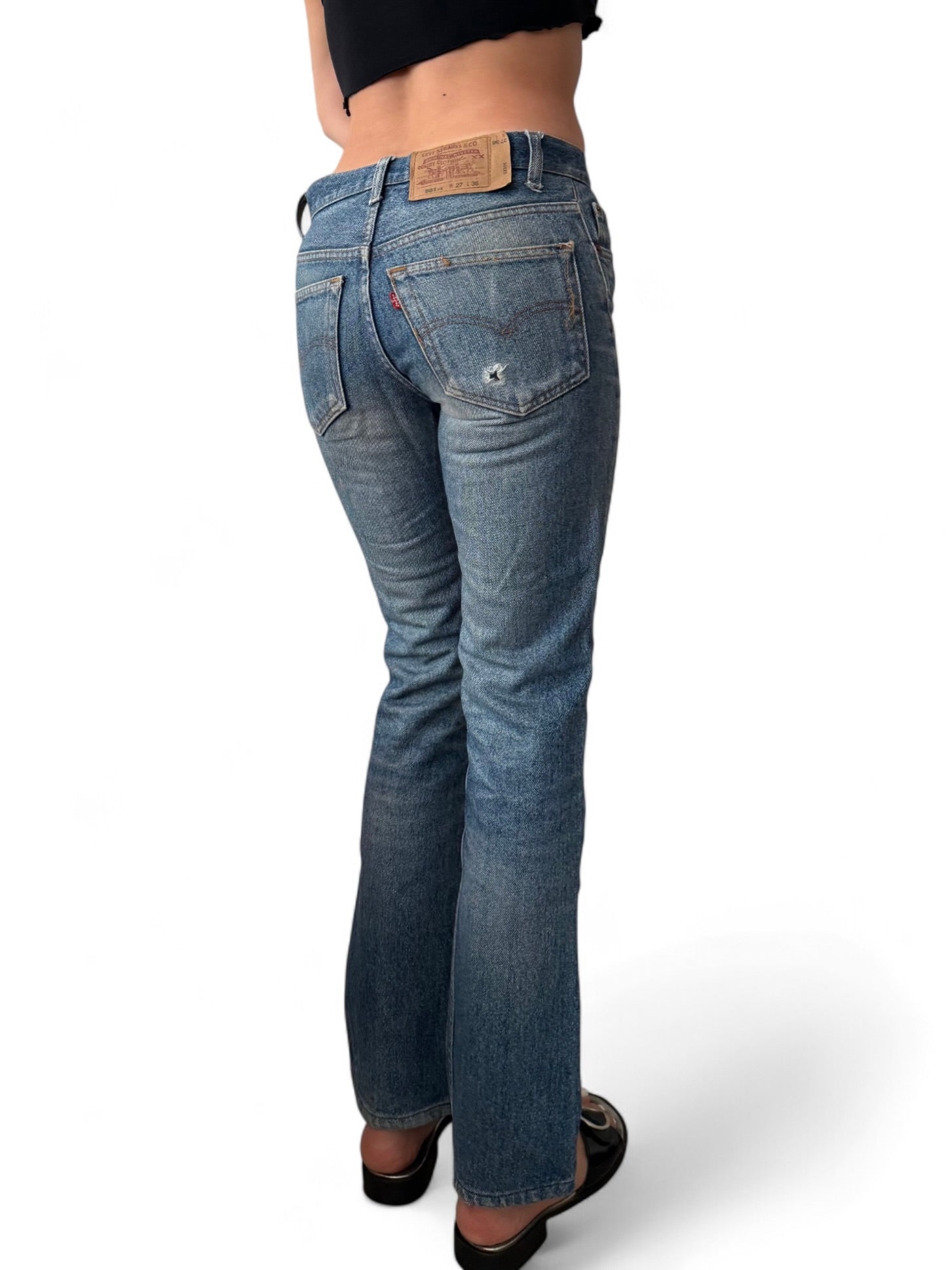Blue 501  mid waist denim pants (XS)