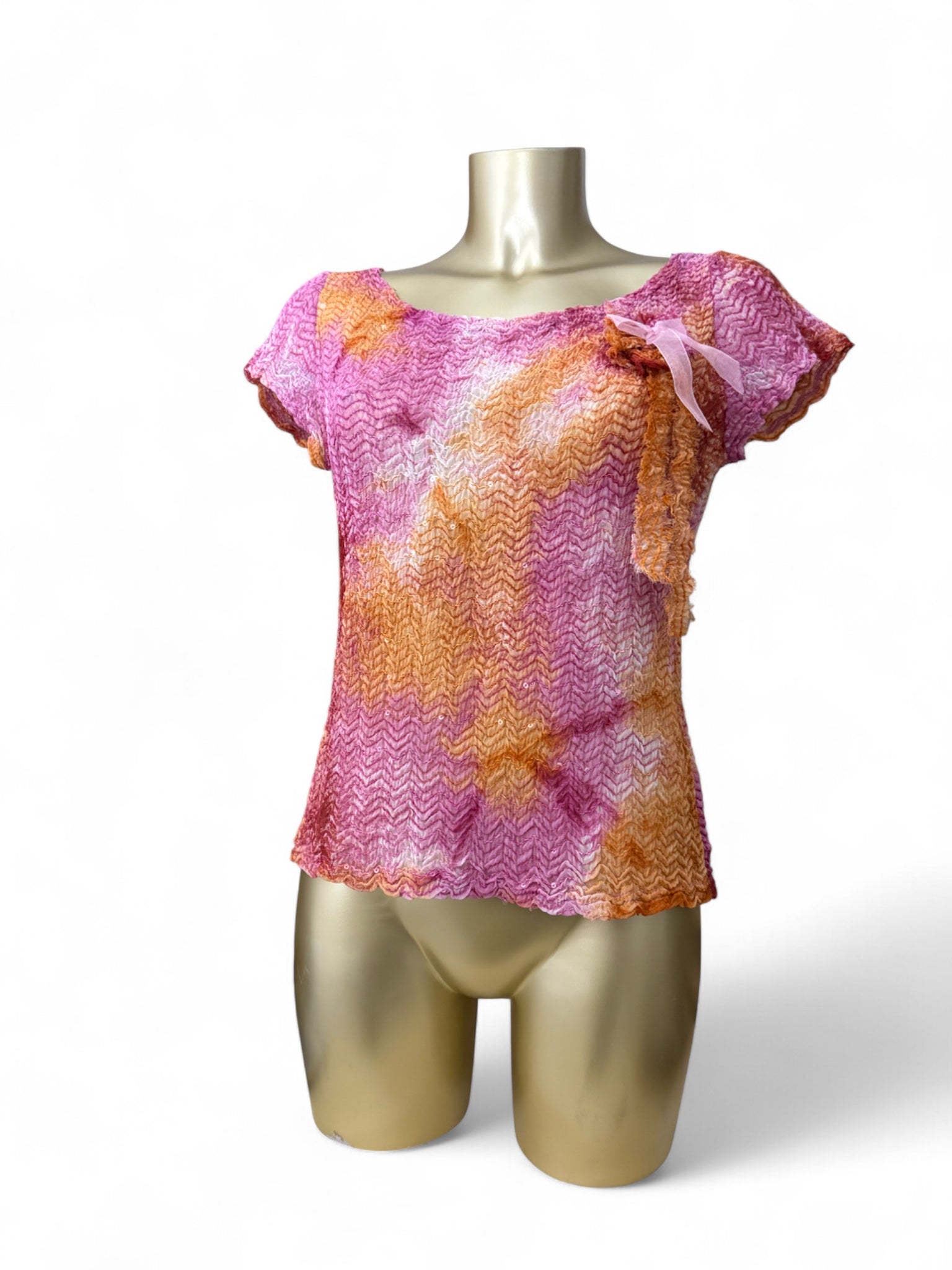 Pink ruched graphic stretchy tee (M/L)