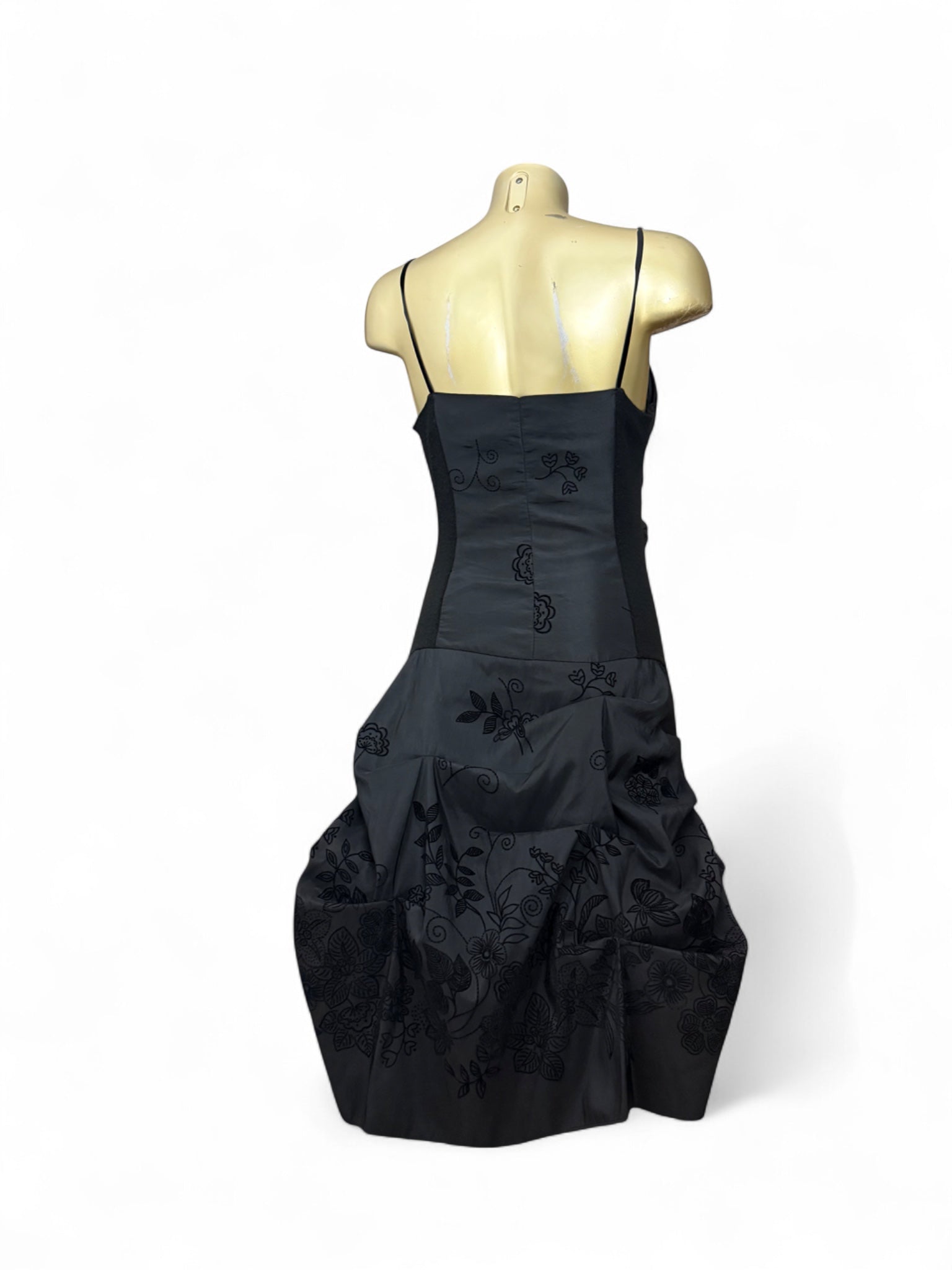 Black pleated night out maxi dress (S/M)