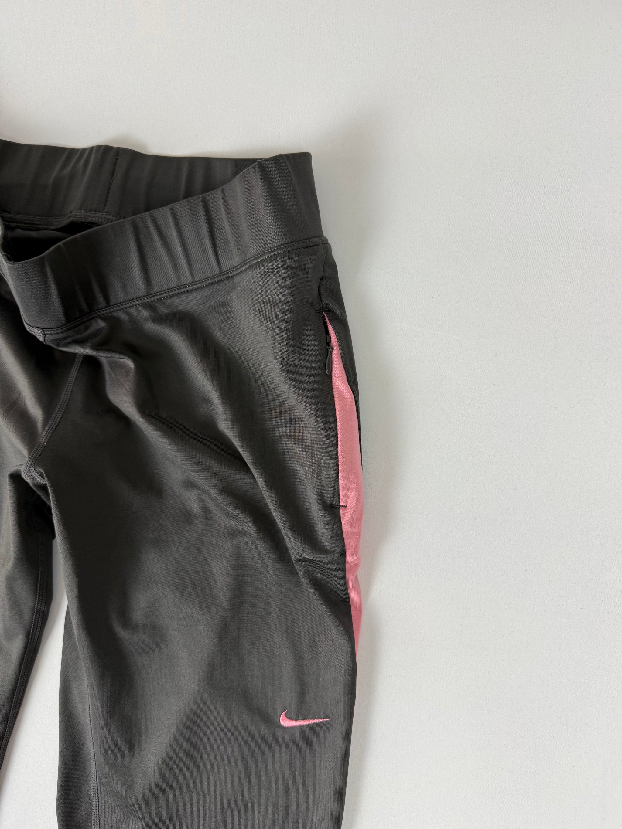 Grey activewear capri pants (S)