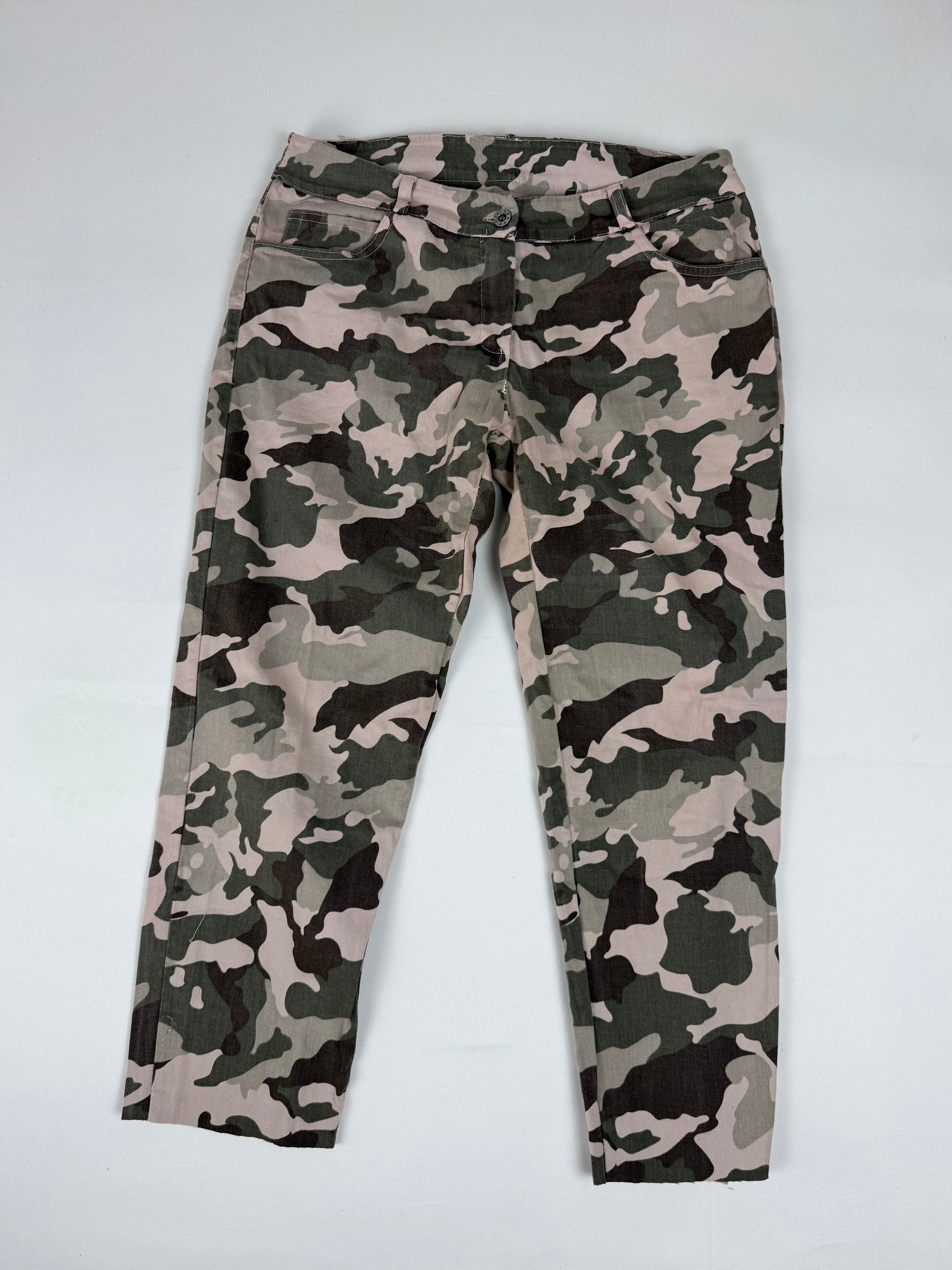 Khaki camo print cami pants (M)