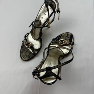 Navy butterfly charms heels (37)