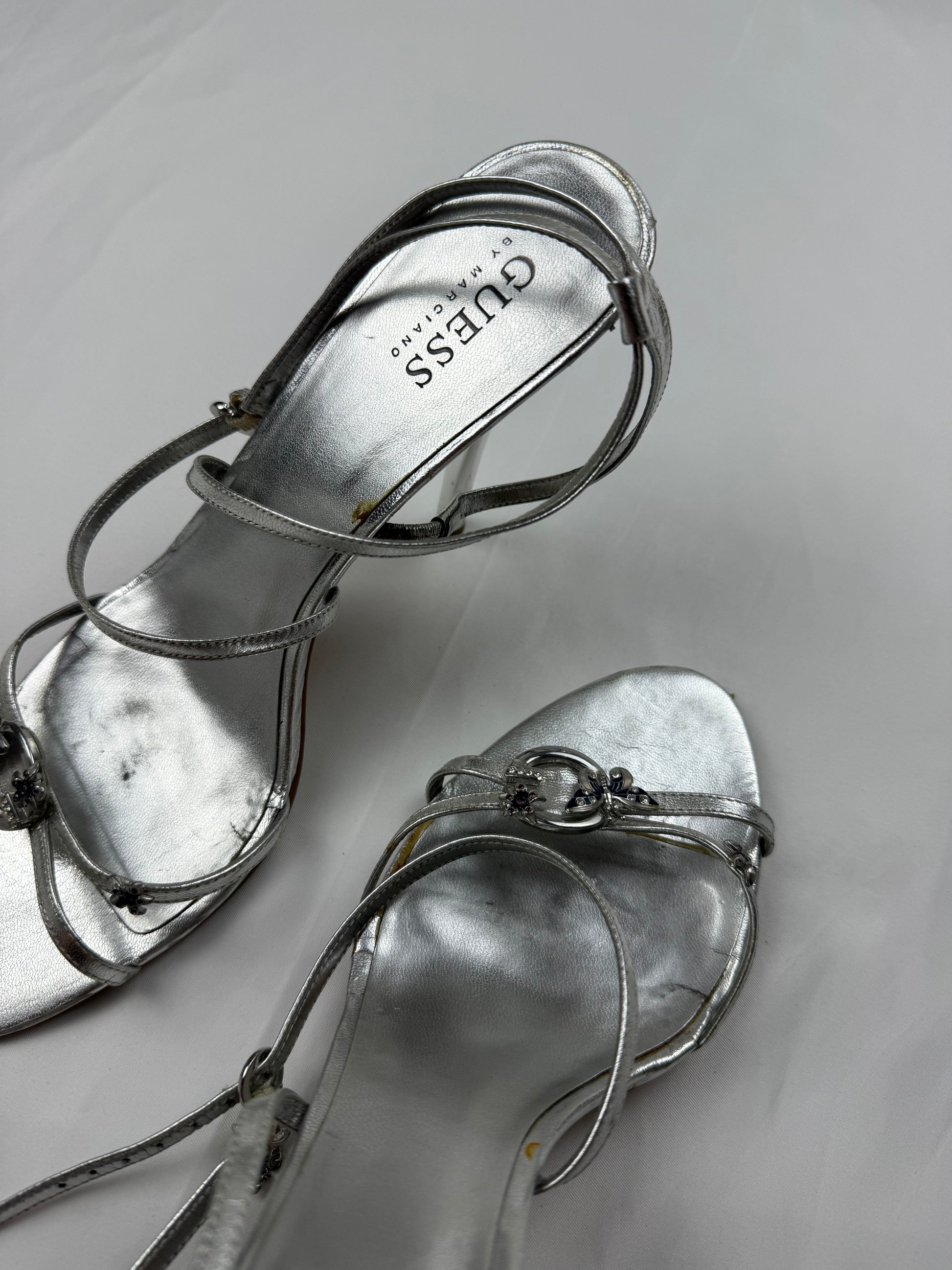 Silver butterfly charms heels (39)