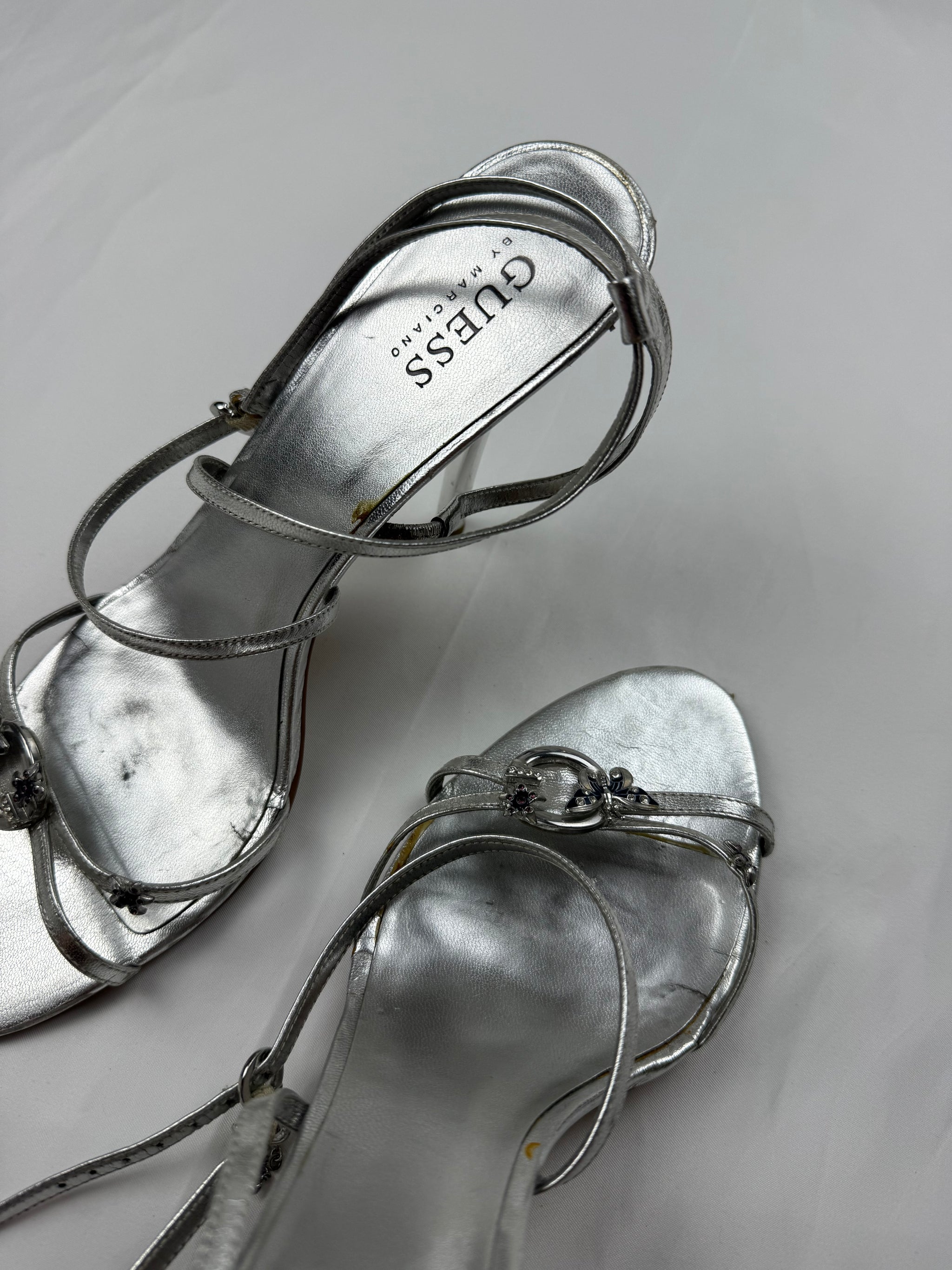 Silver butterfly charms heels (39)
