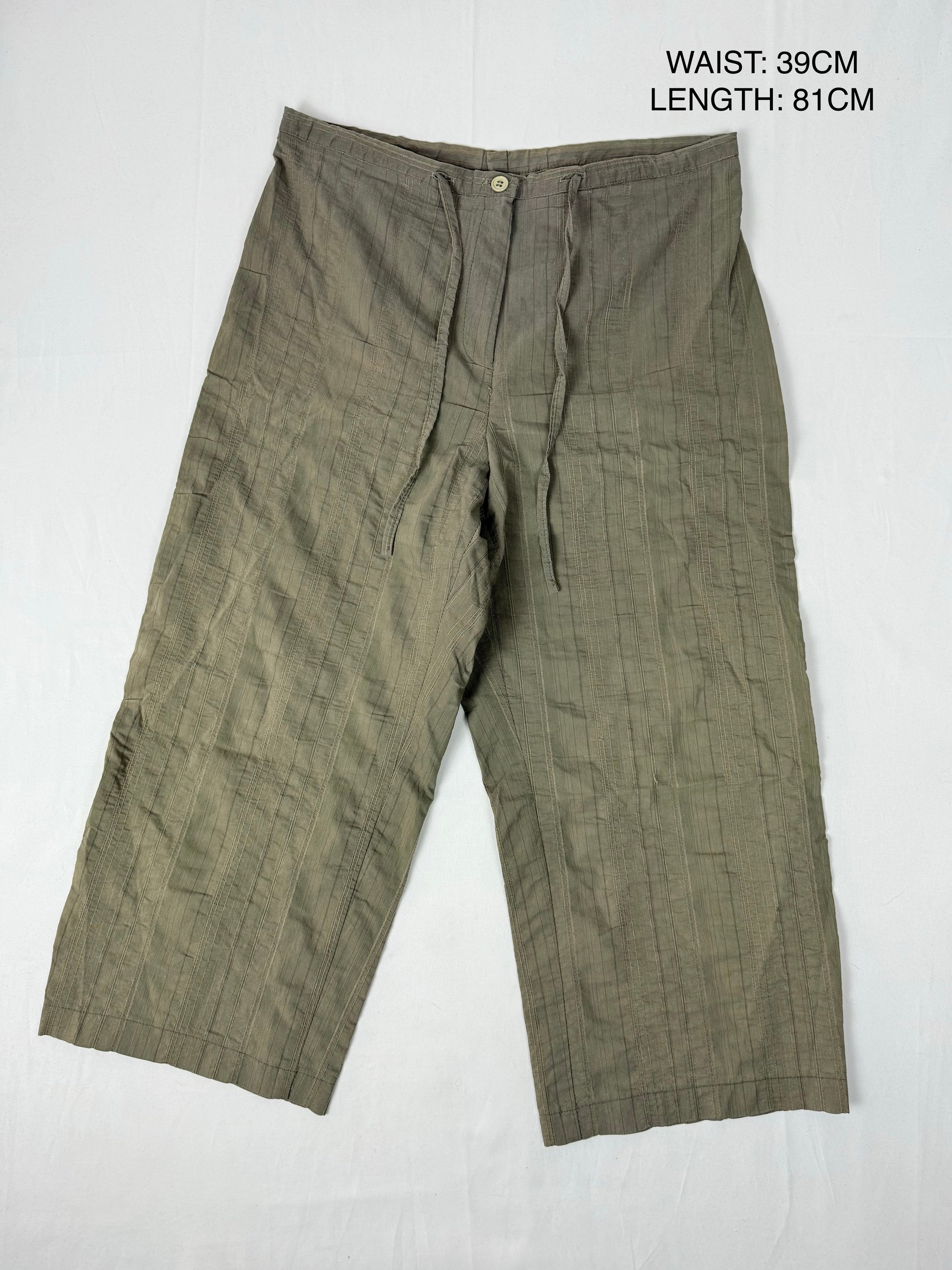 Khaki long sleeves shirt + capri pants set (XL)
