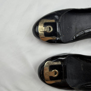 Black FF logo buckle wedge ballet flat heels (37.5)