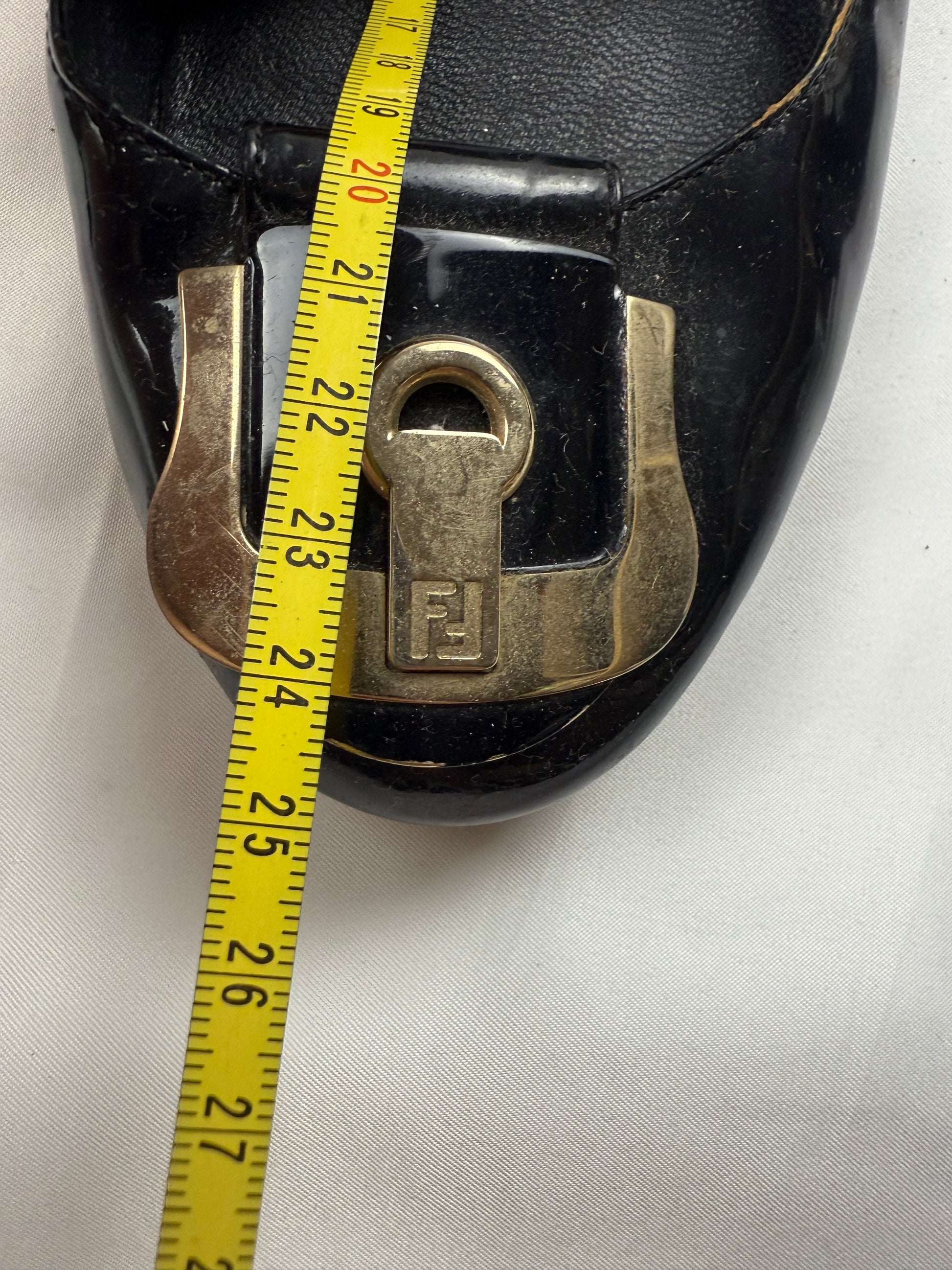 Black FF logo buckle wedge ballet flat heels (37.5)