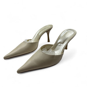 White pointed toes kitten heels mules (37)