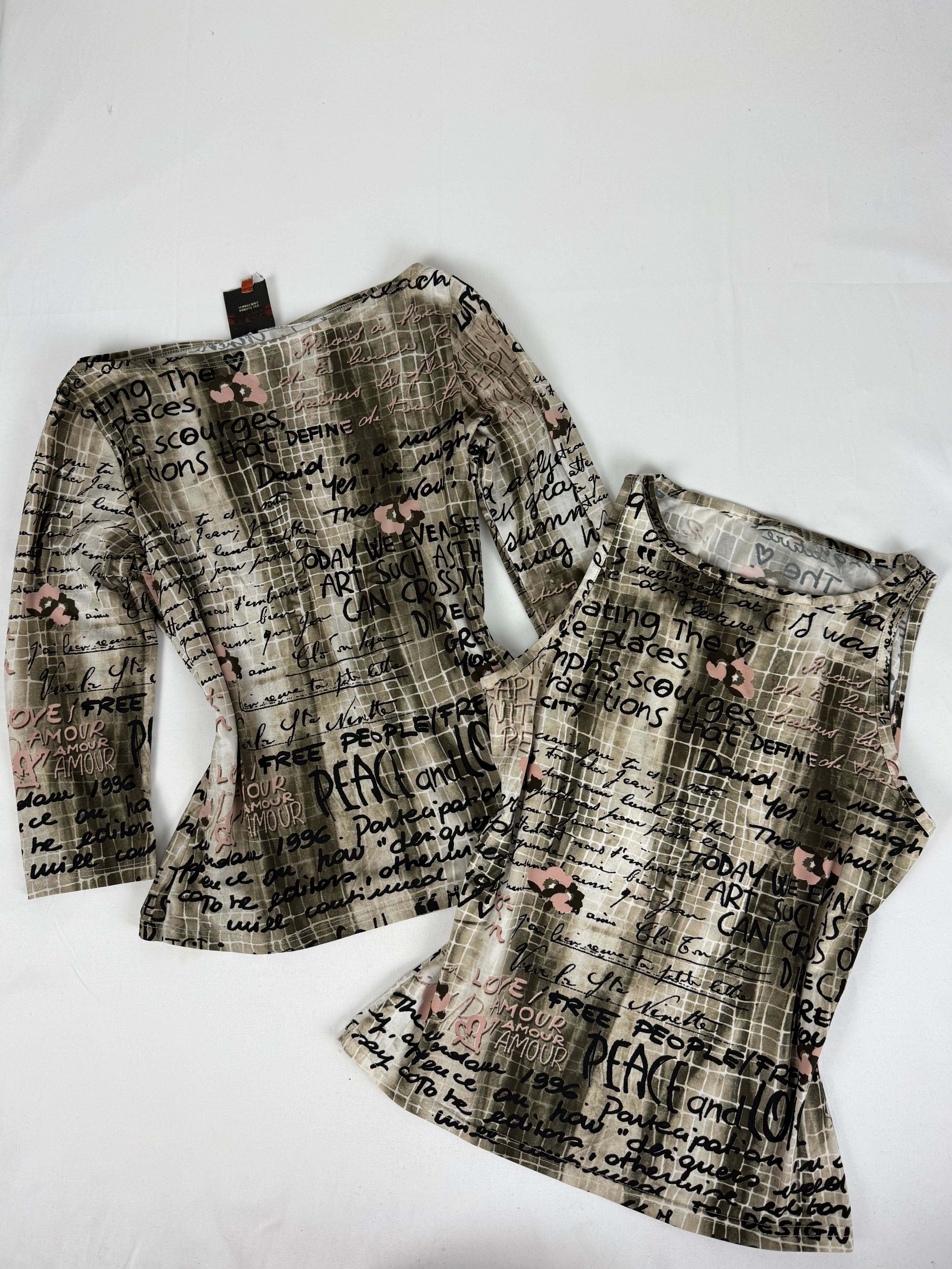 Khaki lycra graphic long sleeves top (S/M)