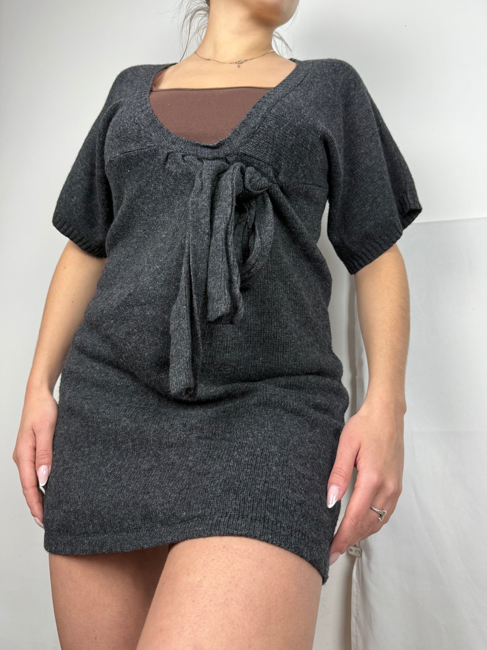 Grey short sleeves tie up knitted mini dress (S/M)