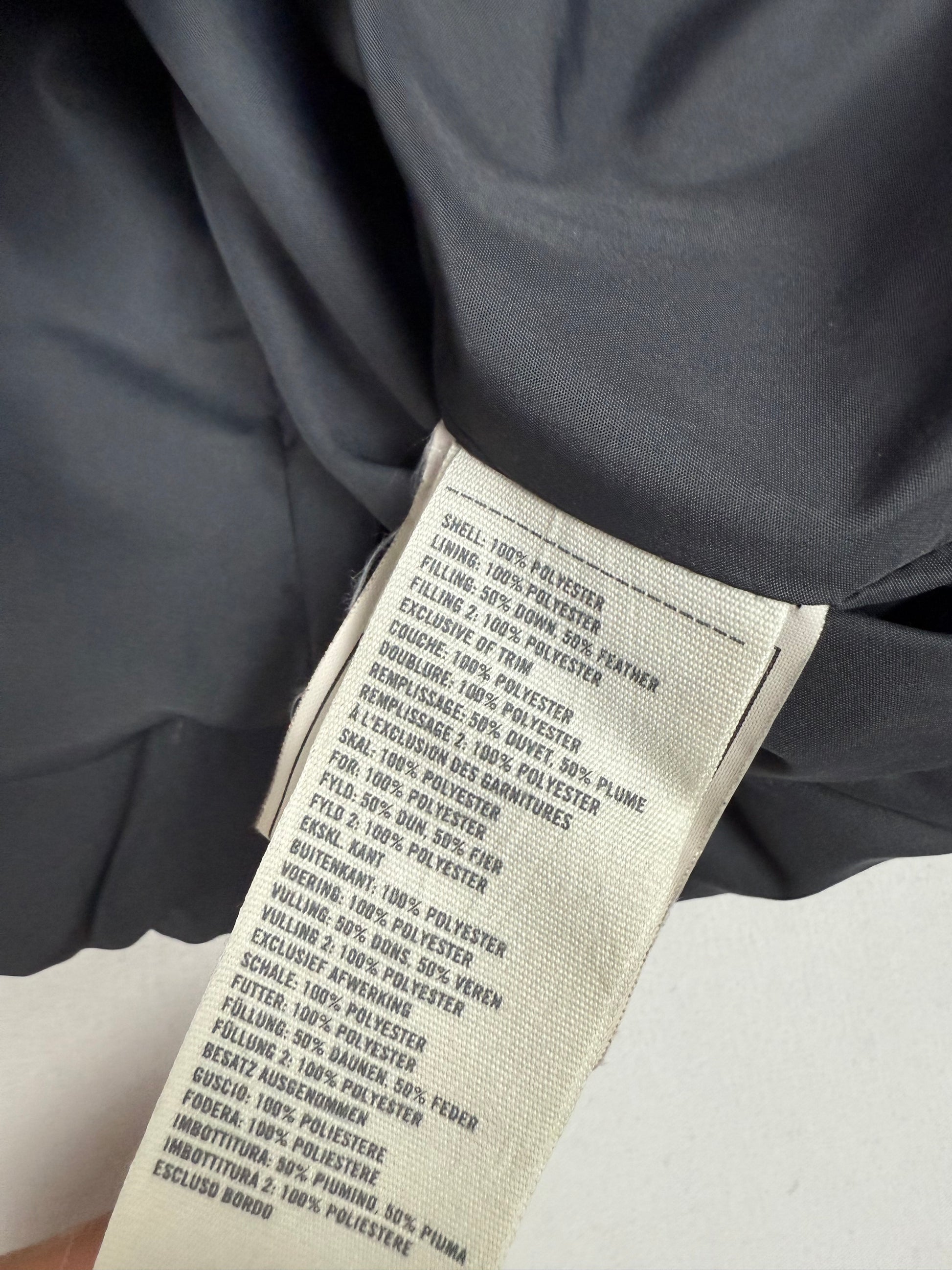 Grey tight fit duck down puffer jacket (S)